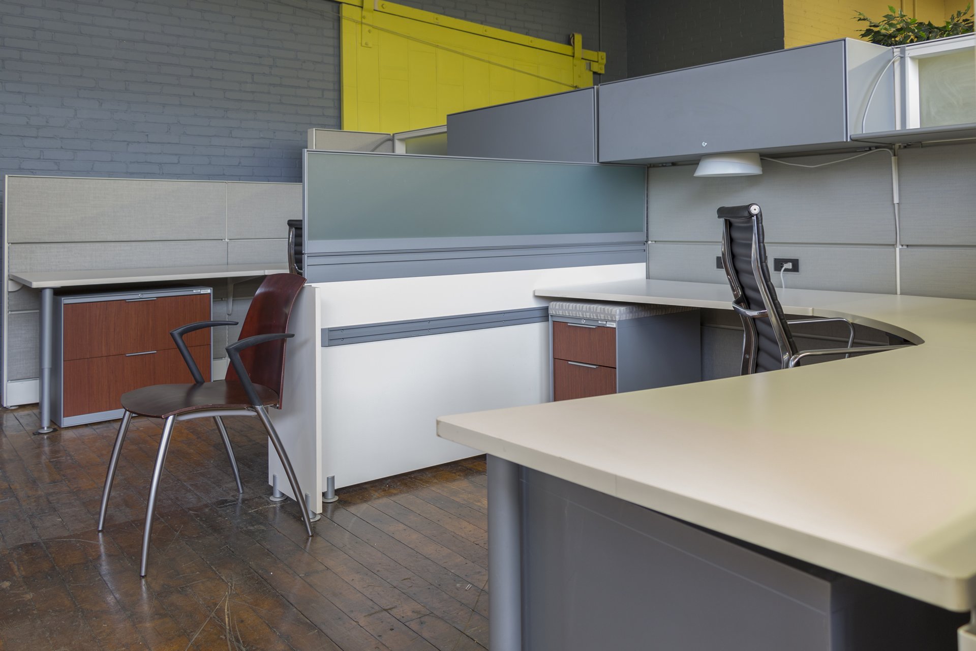 USED TEKNION TRANSIT CUBICLES
