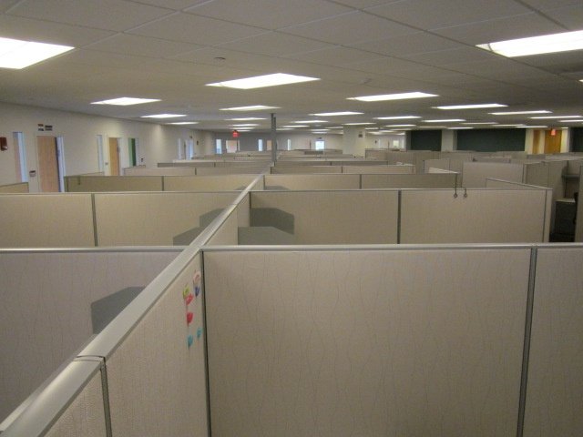 peartreeofficefurniture_peartreeofficefurniture_harpers-cube-iv.jpg