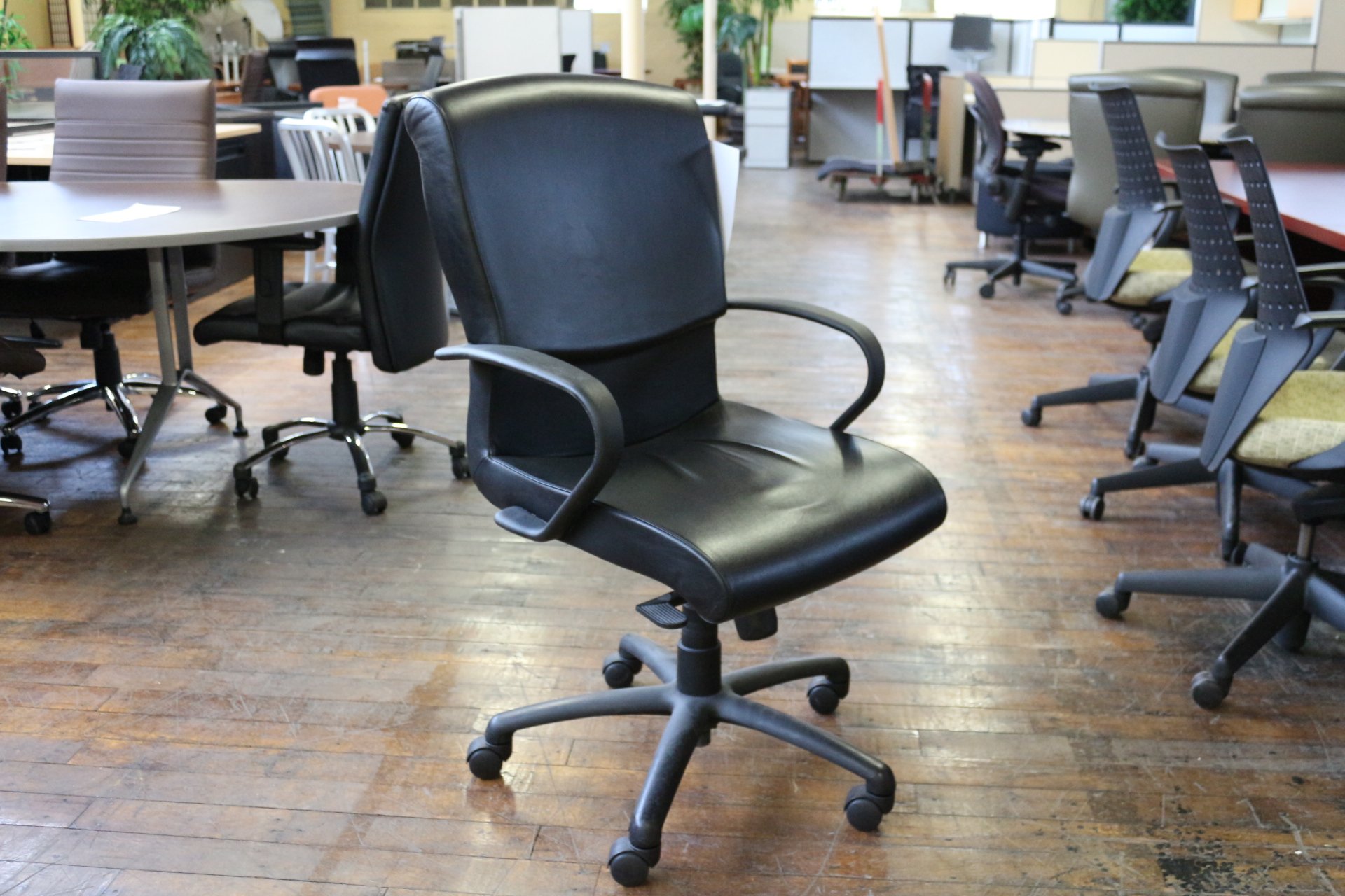 peartreeofficefurniture_peartreeofficefurniture_img_0634.jpg