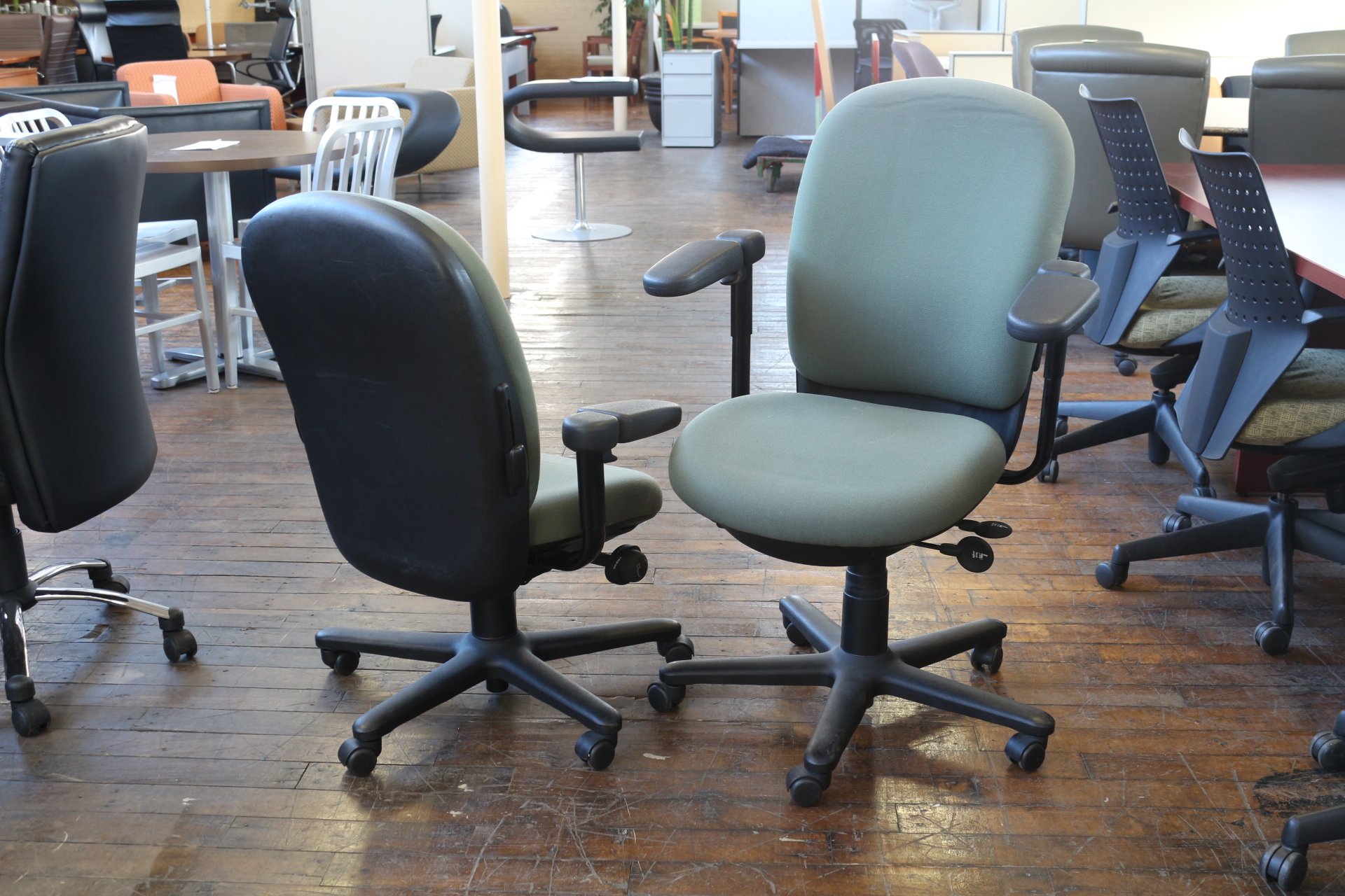 peartreeofficefurniture_peartreeofficefurniture_img_0741.jpg
