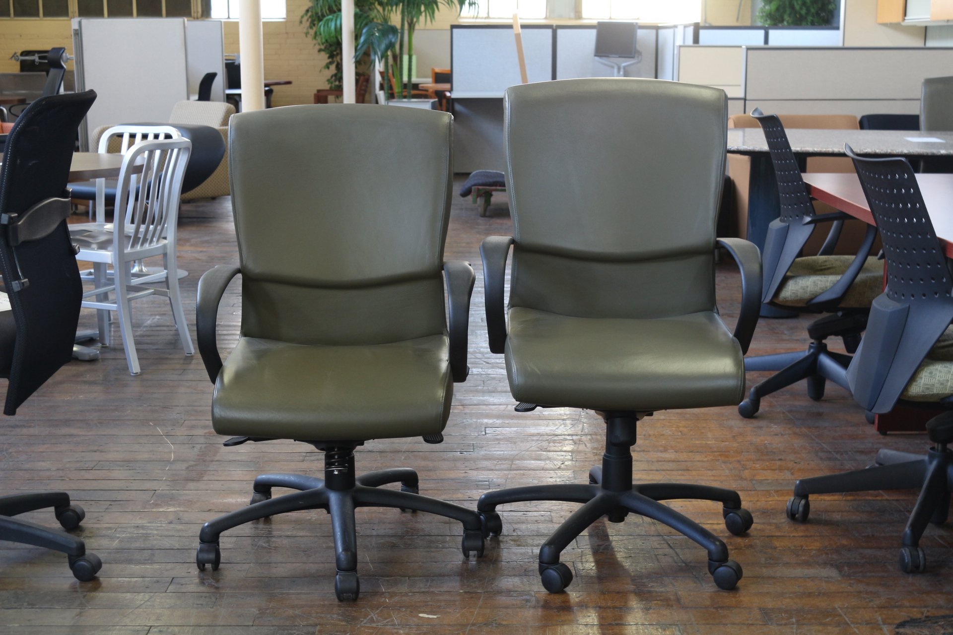 peartreeofficefurniture_peartreeofficefurniture_img_0765.jpg