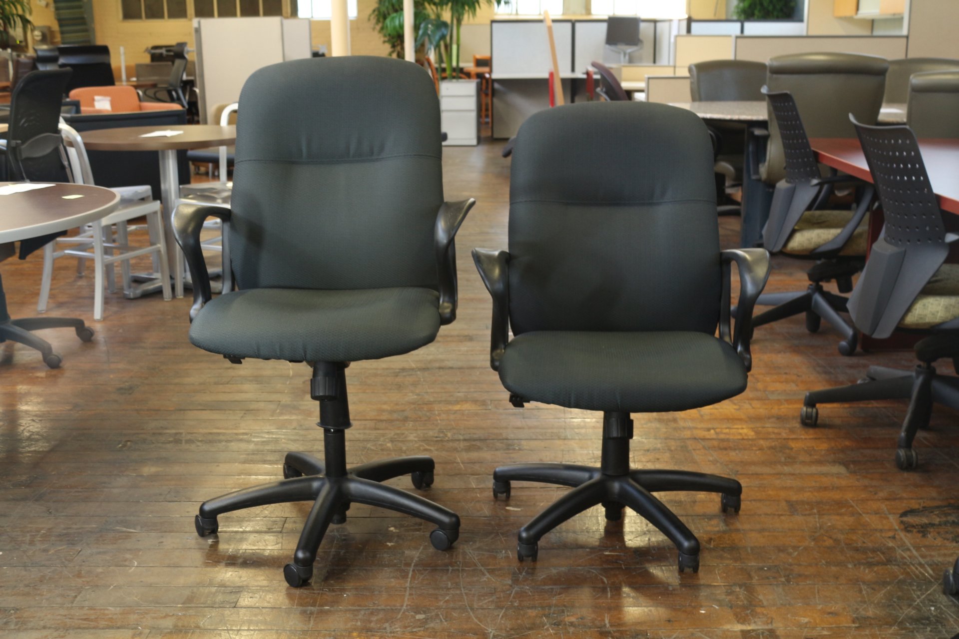 peartreeofficefurniture_peartreeofficefurniture_img_0785.jpg
