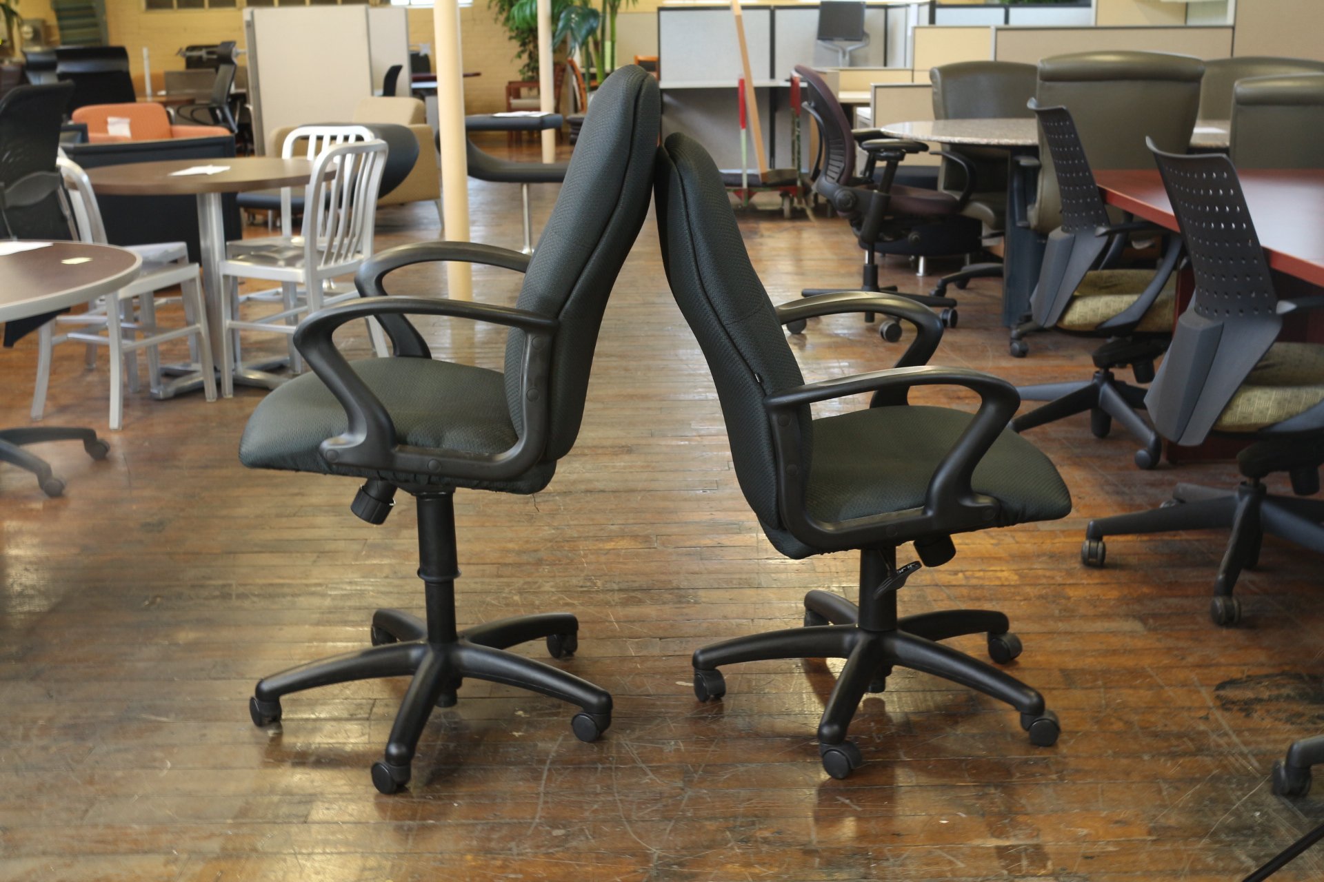 peartreeofficefurniture_peartreeofficefurniture_img_0787.jpg