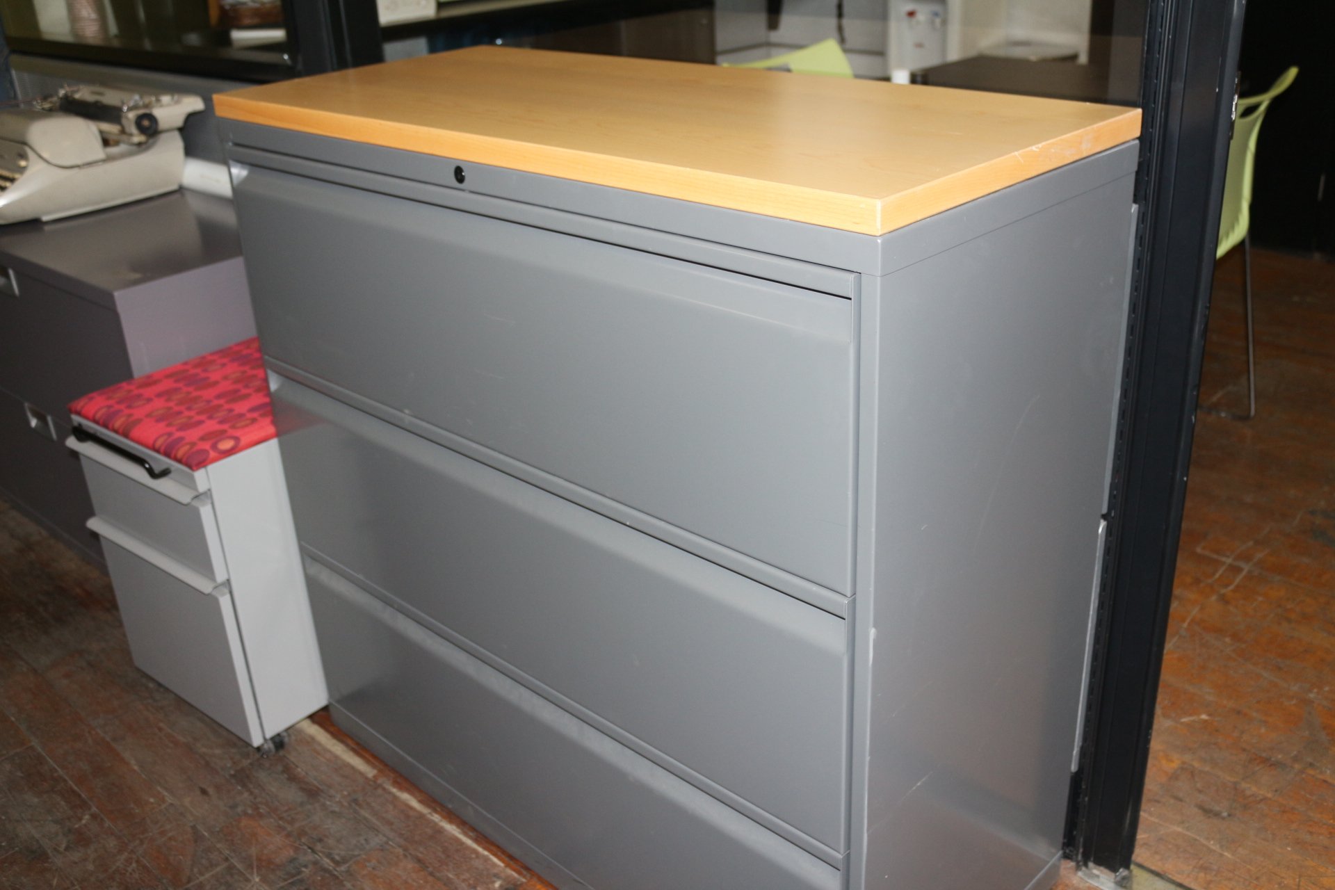 peartreeofficefurniture_peartreeofficefurniture_img_0845.jpg