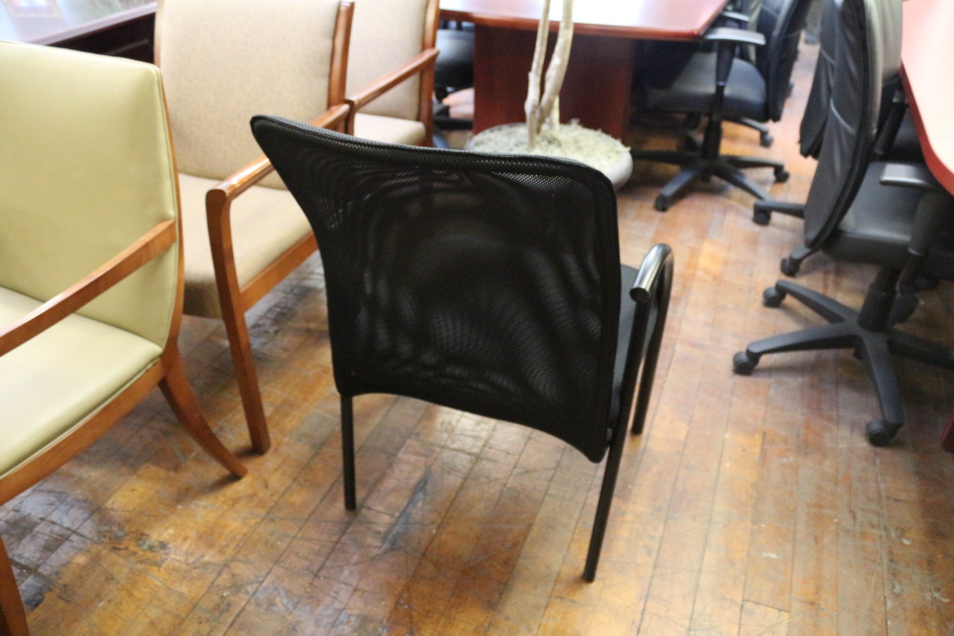 peartreeofficefurniture_peartreeofficefurniture_img_0915.jpg
