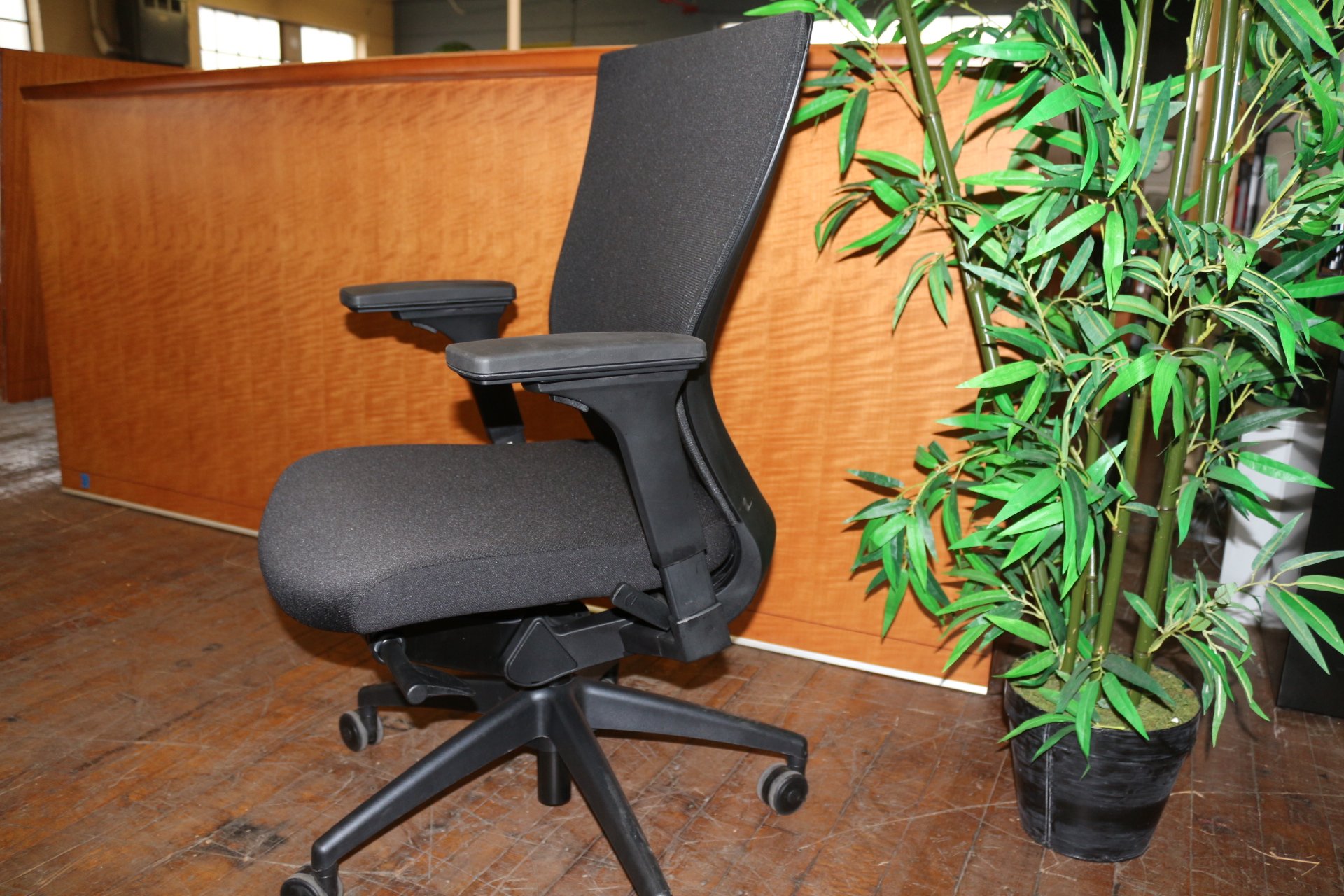 peartreeofficefurniture_peartreeofficefurniture_img_0935.jpg