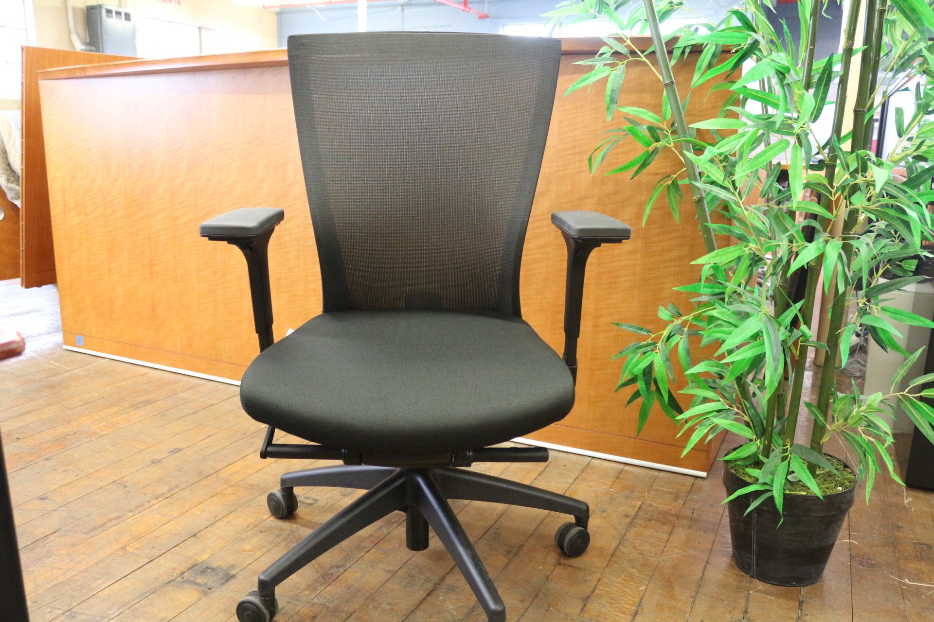 peartreeofficefurniture_peartreeofficefurniture_img_0936.jpg