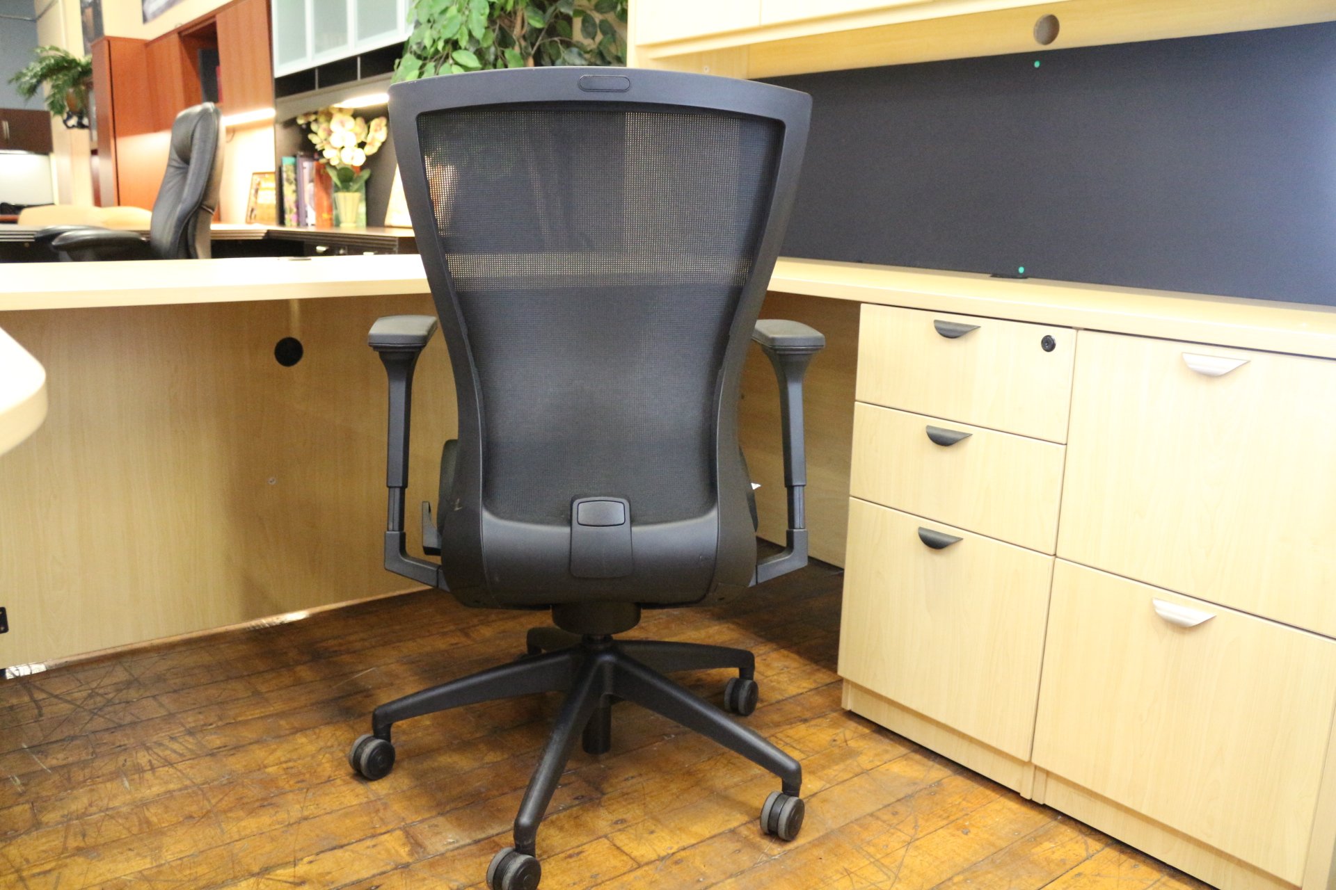 peartreeofficefurniture_peartreeofficefurniture_img_0937.jpg
