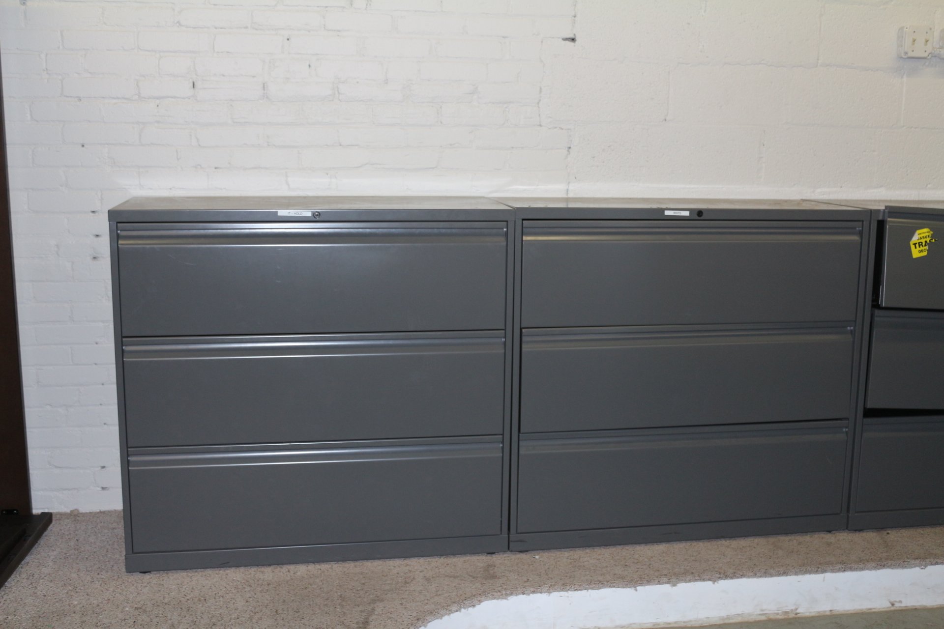 peartreeofficefurniture_peartreeofficefurniture_img_1001.jpg