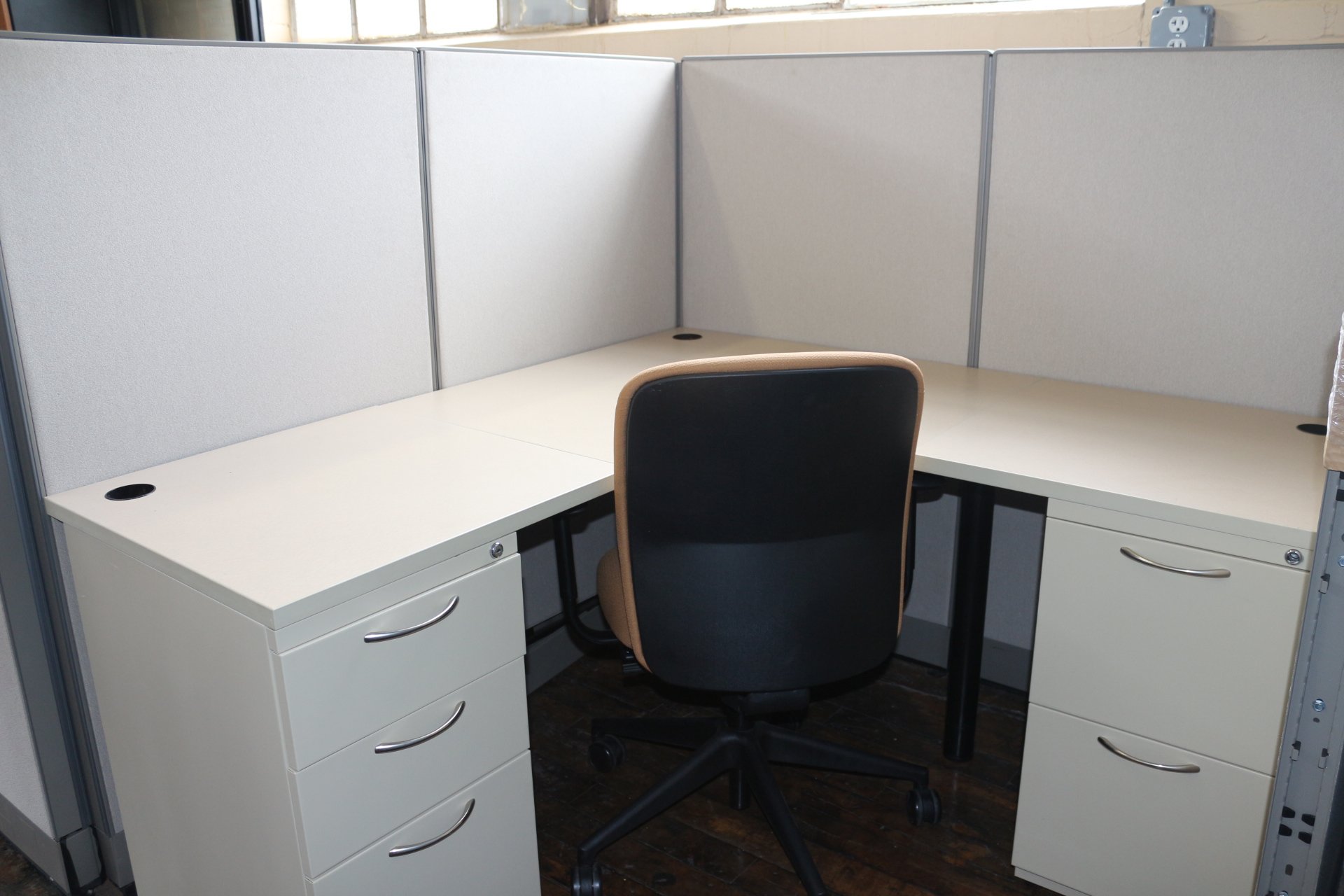 peartreeofficefurniture_peartreeofficefurniture_img_6318.jpg