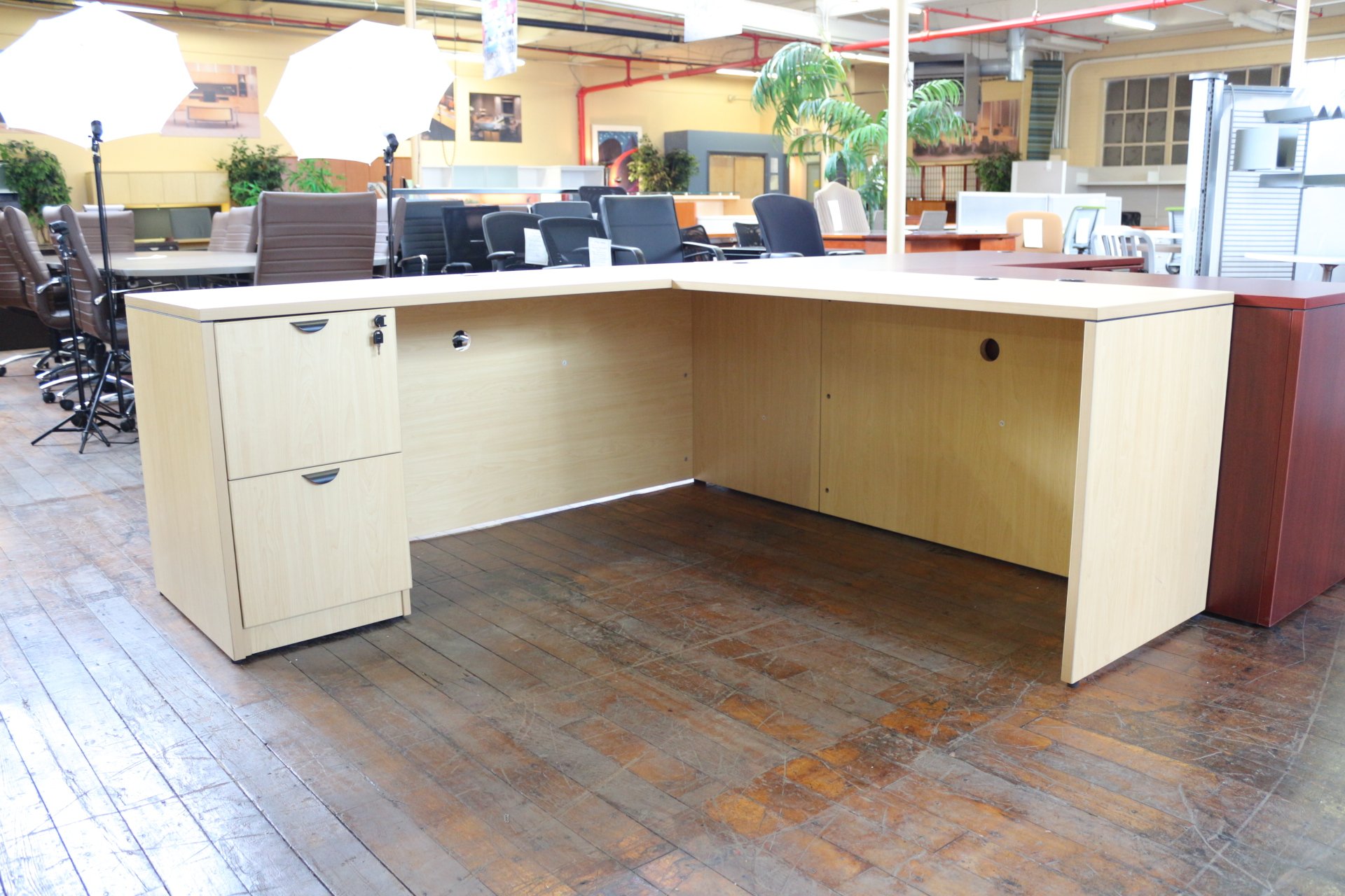peartreeofficefurniture_peartreeofficefurniture_img_6832.jpg