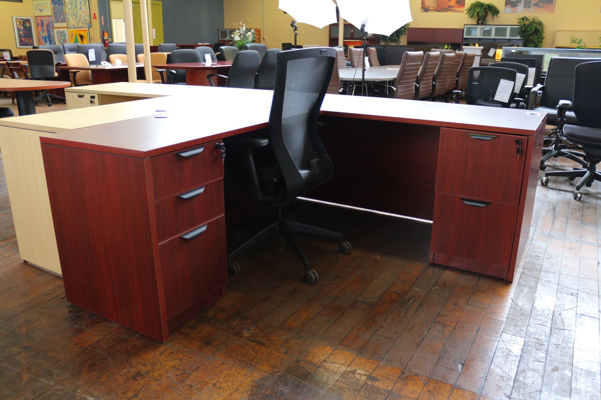 peartreeofficefurniture_peartreeofficefurniture_img_6845.jpg