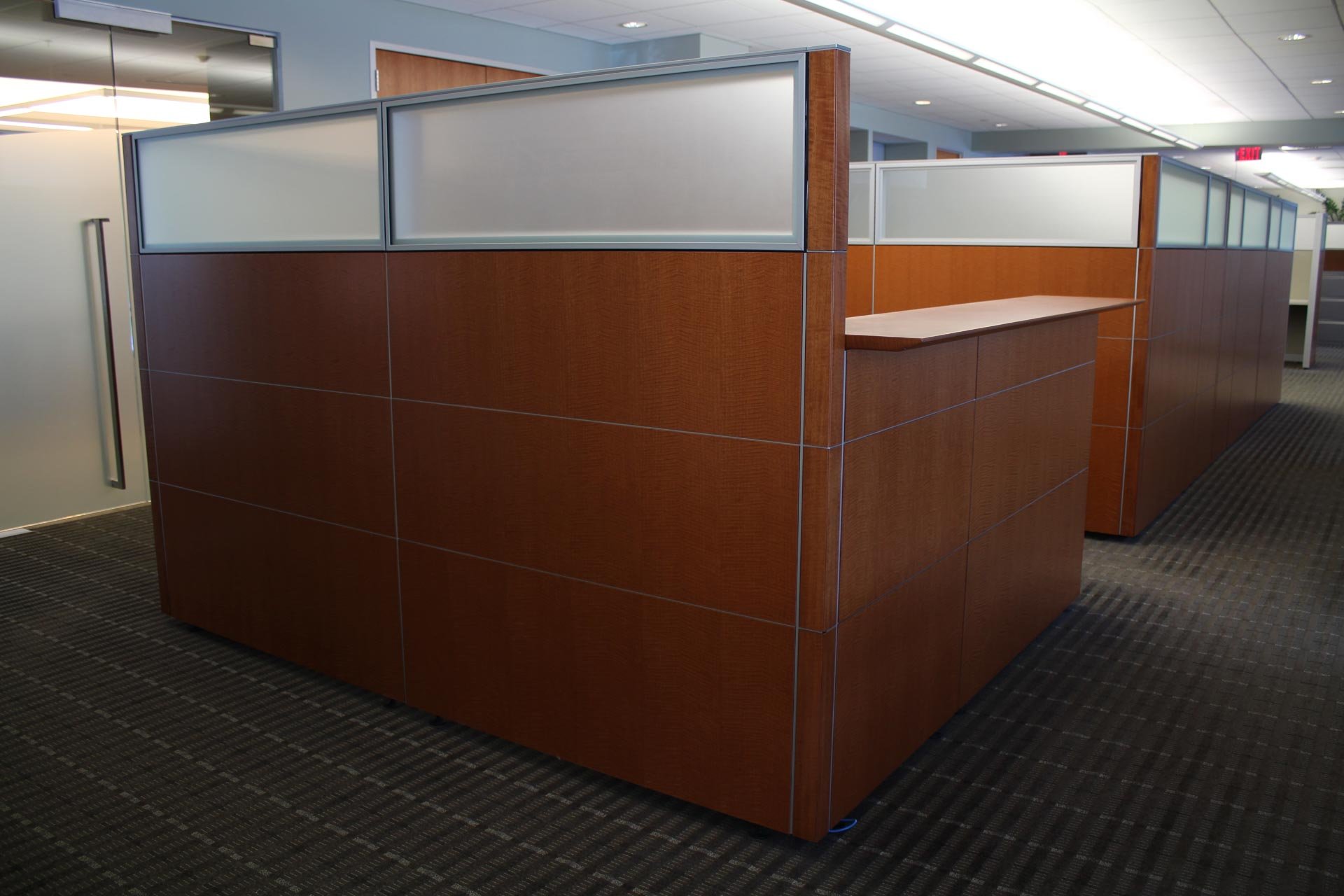 peartreeofficefurniture_peartreeofficefurniture_knoll-reff-reception-desk-2.jpg