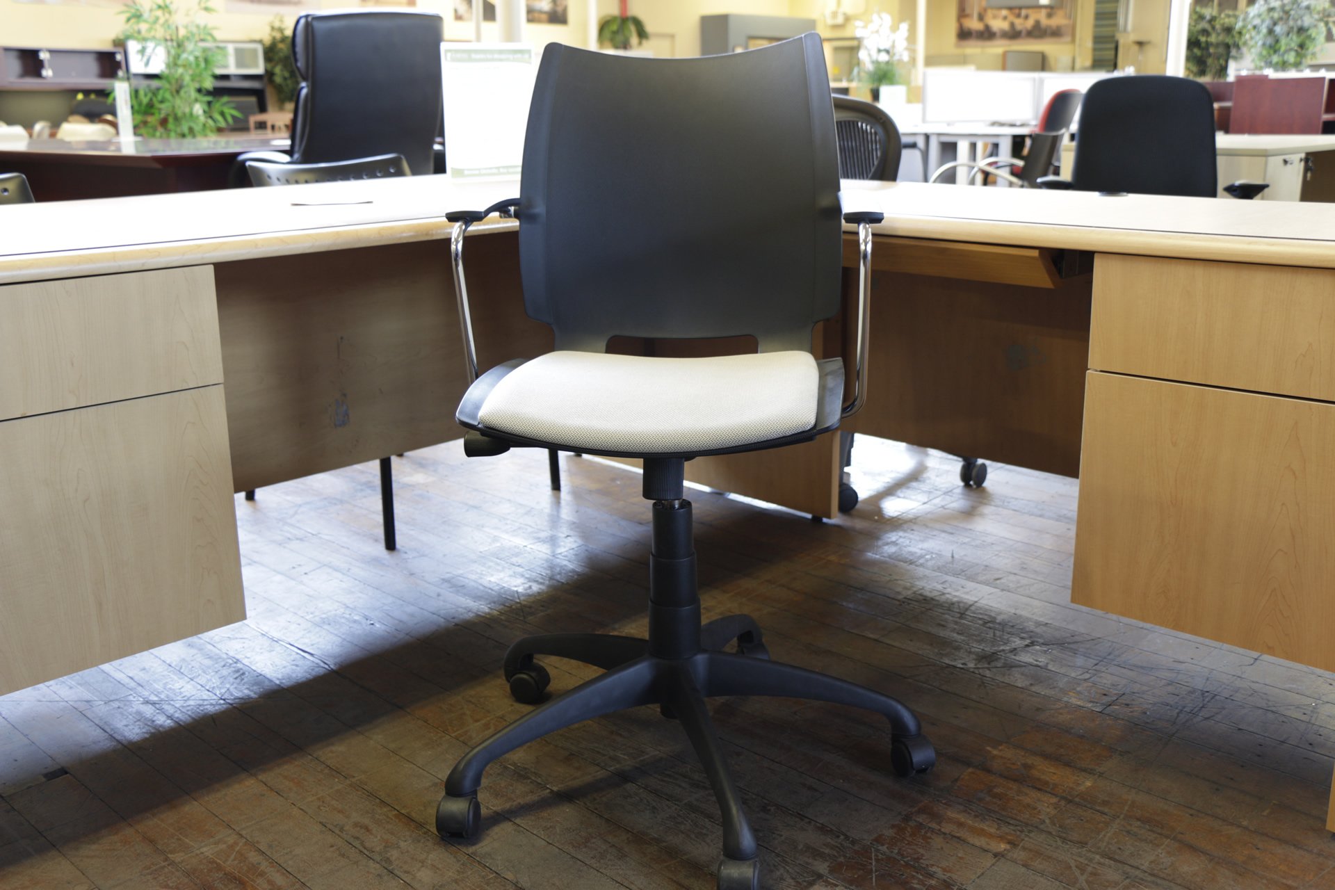peartreeofficefurniture_peartreeofficefurniture_mg_1848.jpg