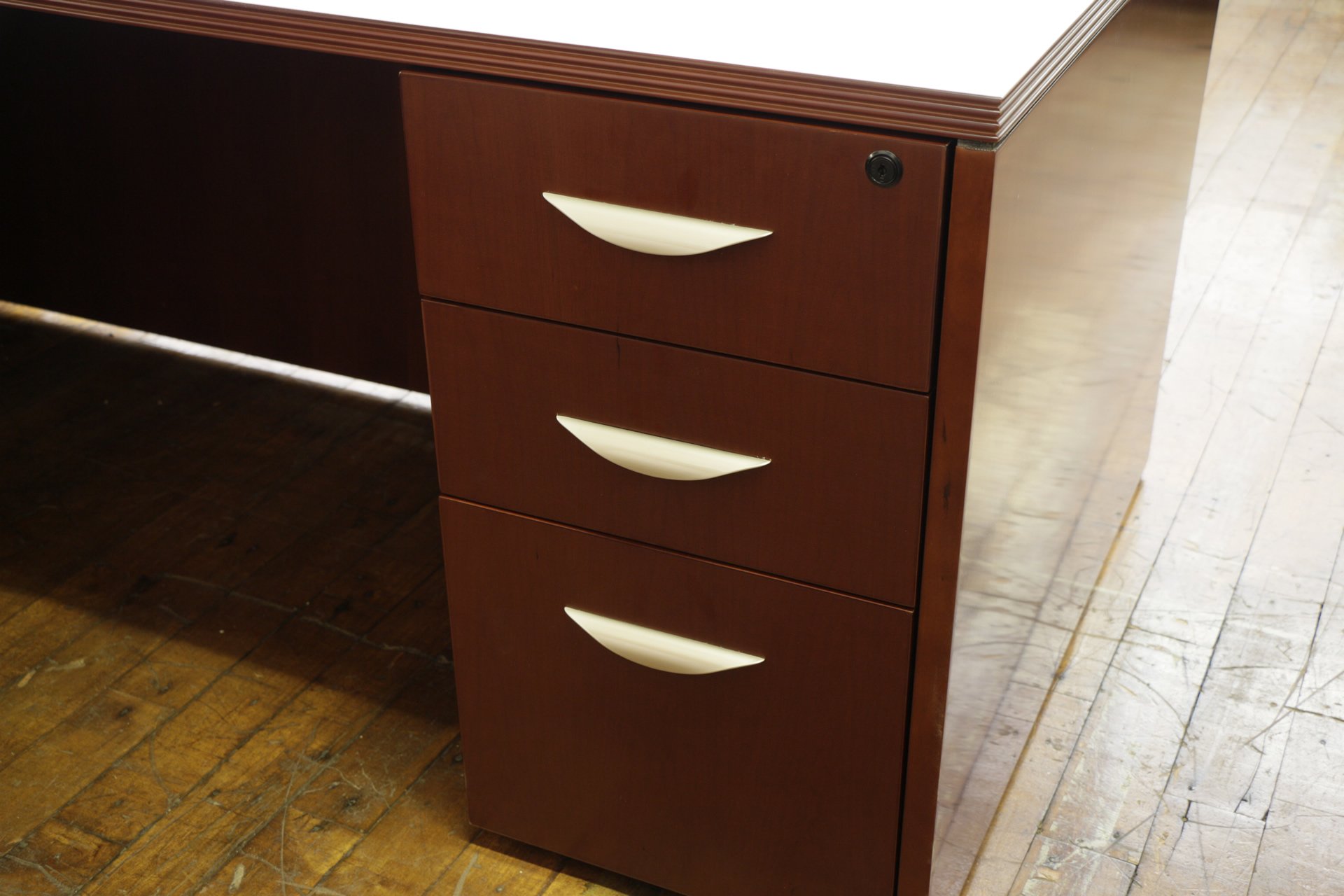 peartreeofficefurniture_peartreeofficefurniture_mg_3493.jpg