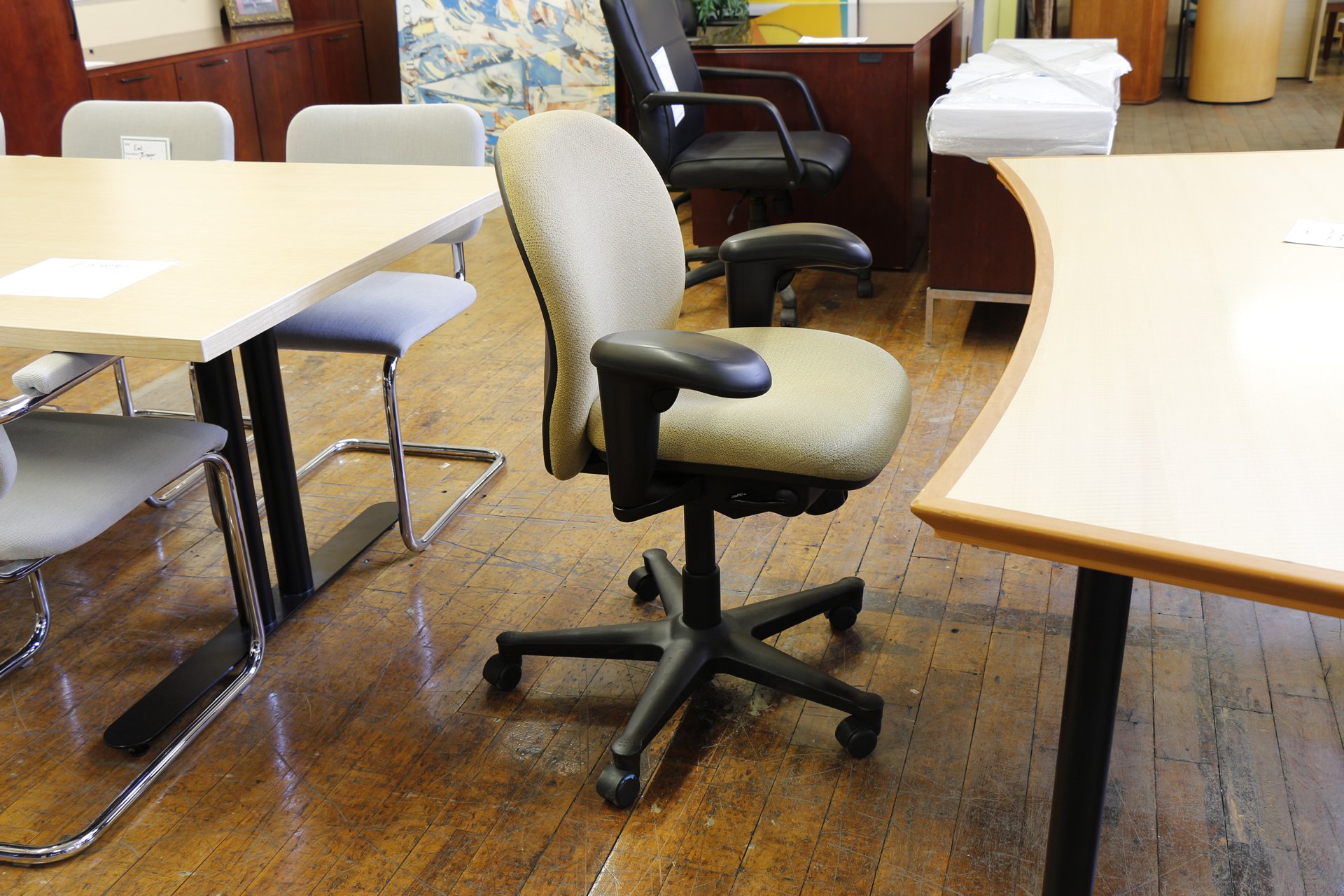 peartreeofficefurniture_peartreeofficefurniture_mg_4104.jpg