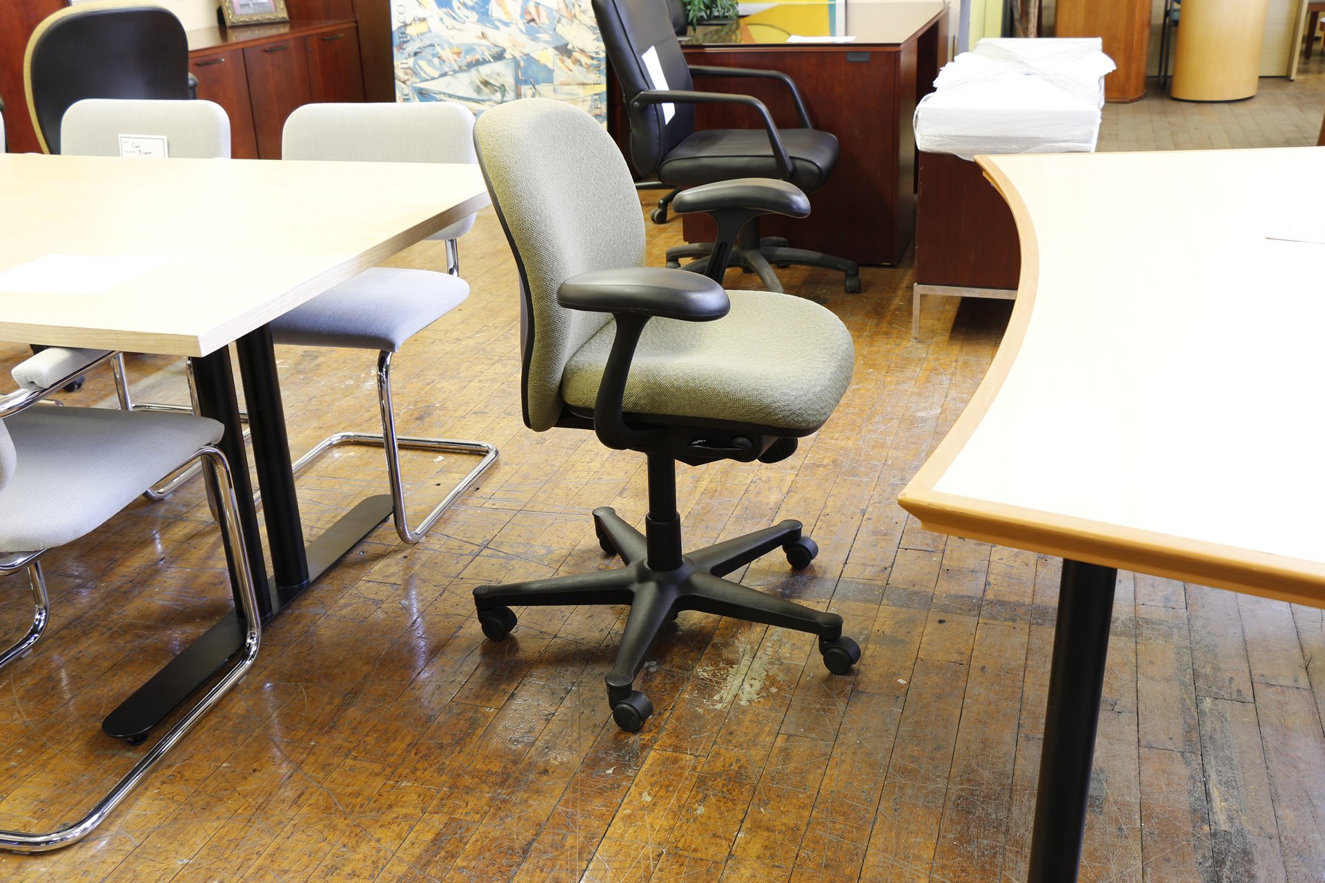 peartreeofficefurniture_peartreeofficefurniture_mg_4112.jpg