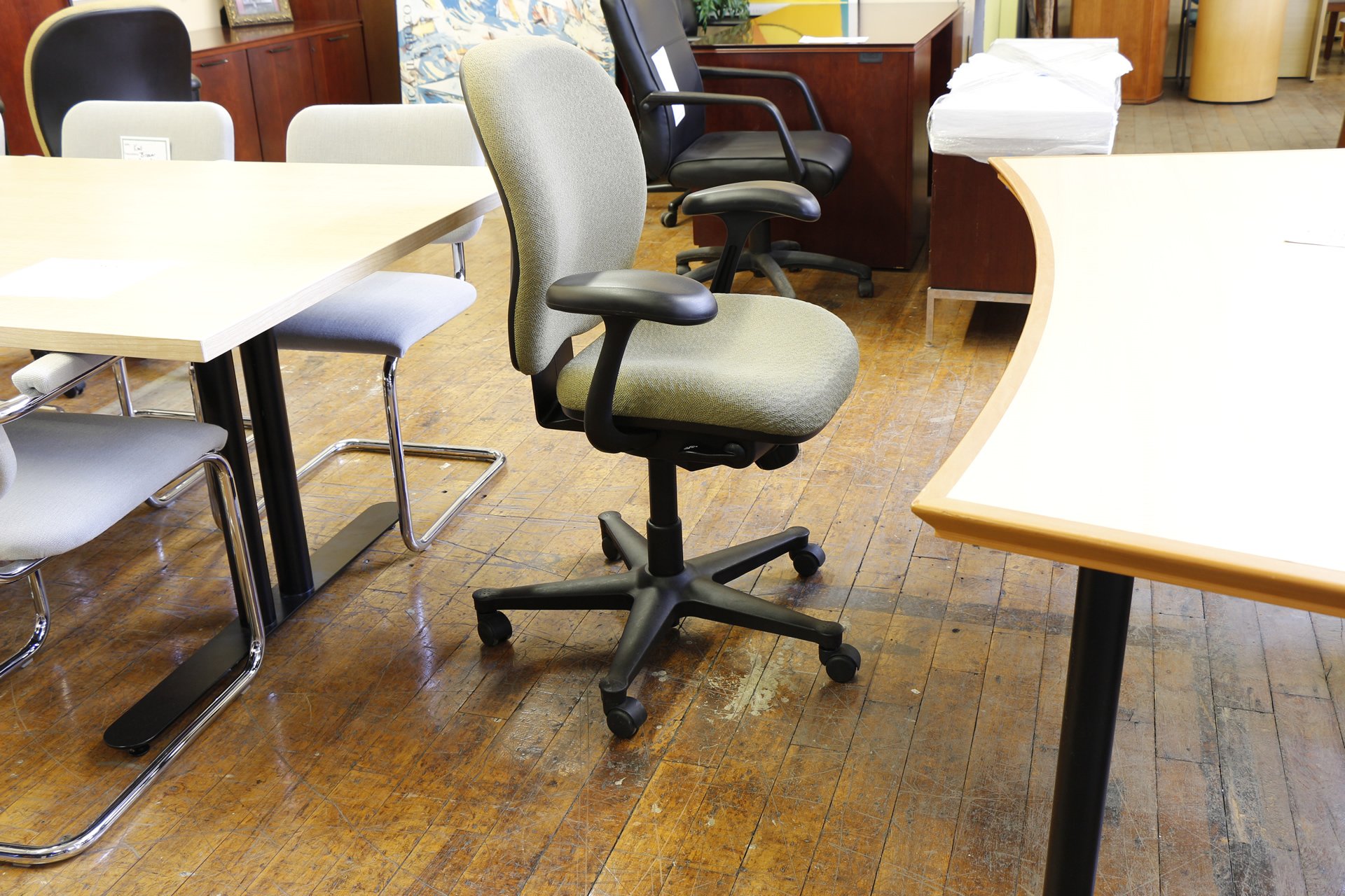 peartreeofficefurniture_peartreeofficefurniture_mg_4113.jpg
