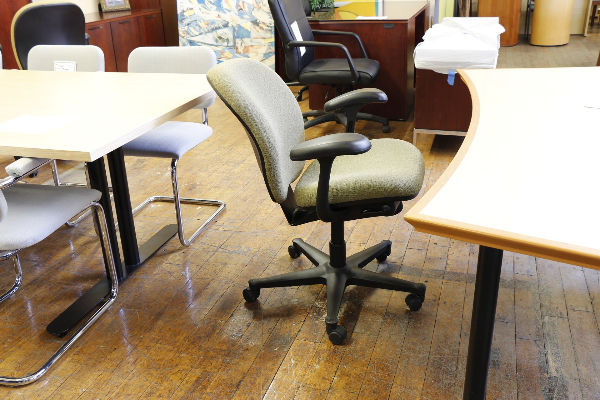 peartreeofficefurniture_peartreeofficefurniture_mg_4114.jpg