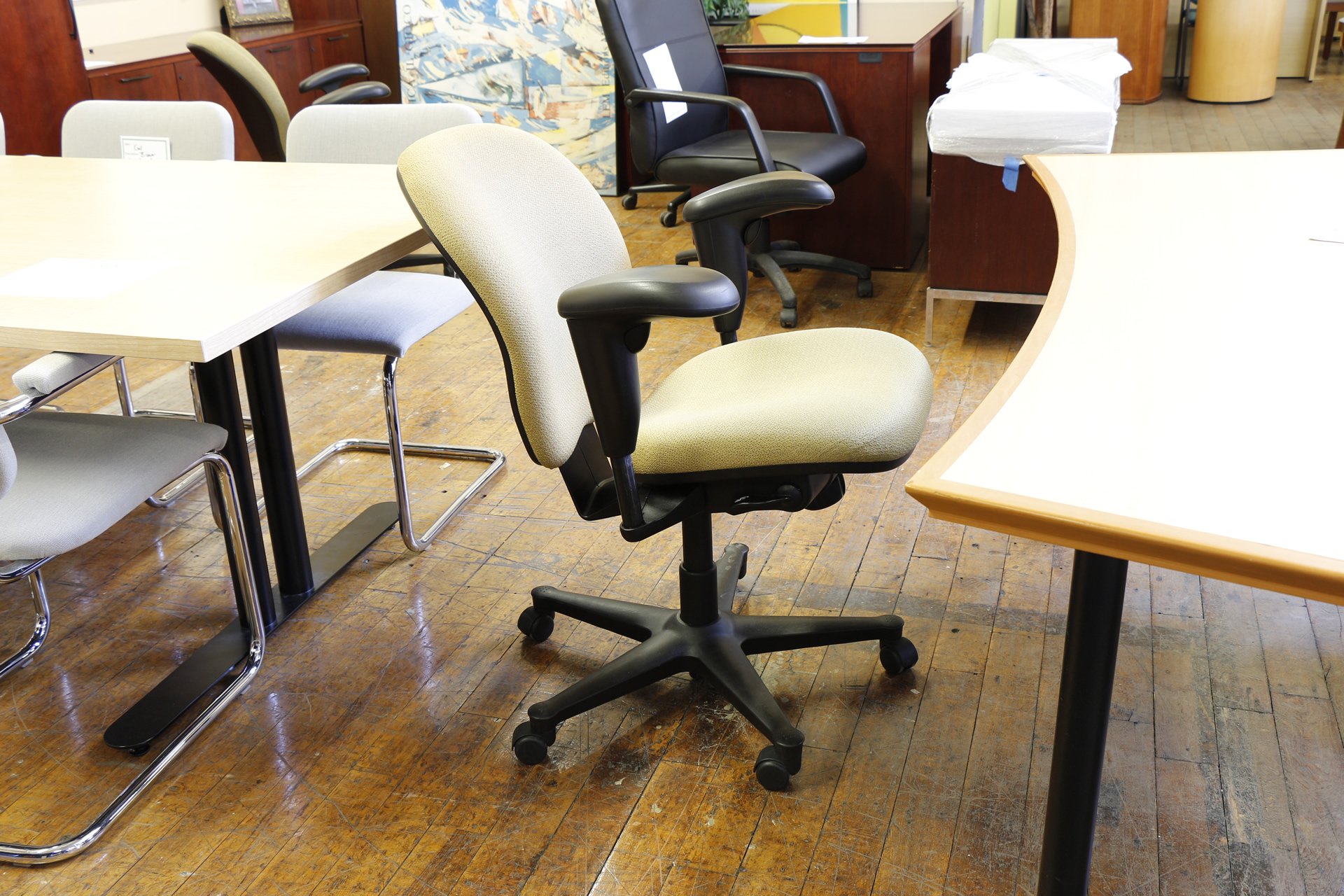 peartreeofficefurniture_peartreeofficefurniture_mg_4115.jpg