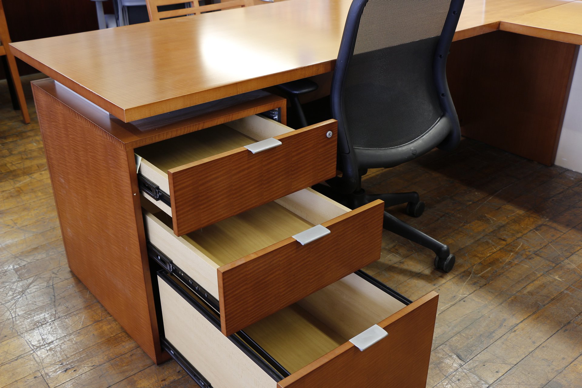 peartreeofficefurniture_peartreeofficefurniture_mg_4183.jpg