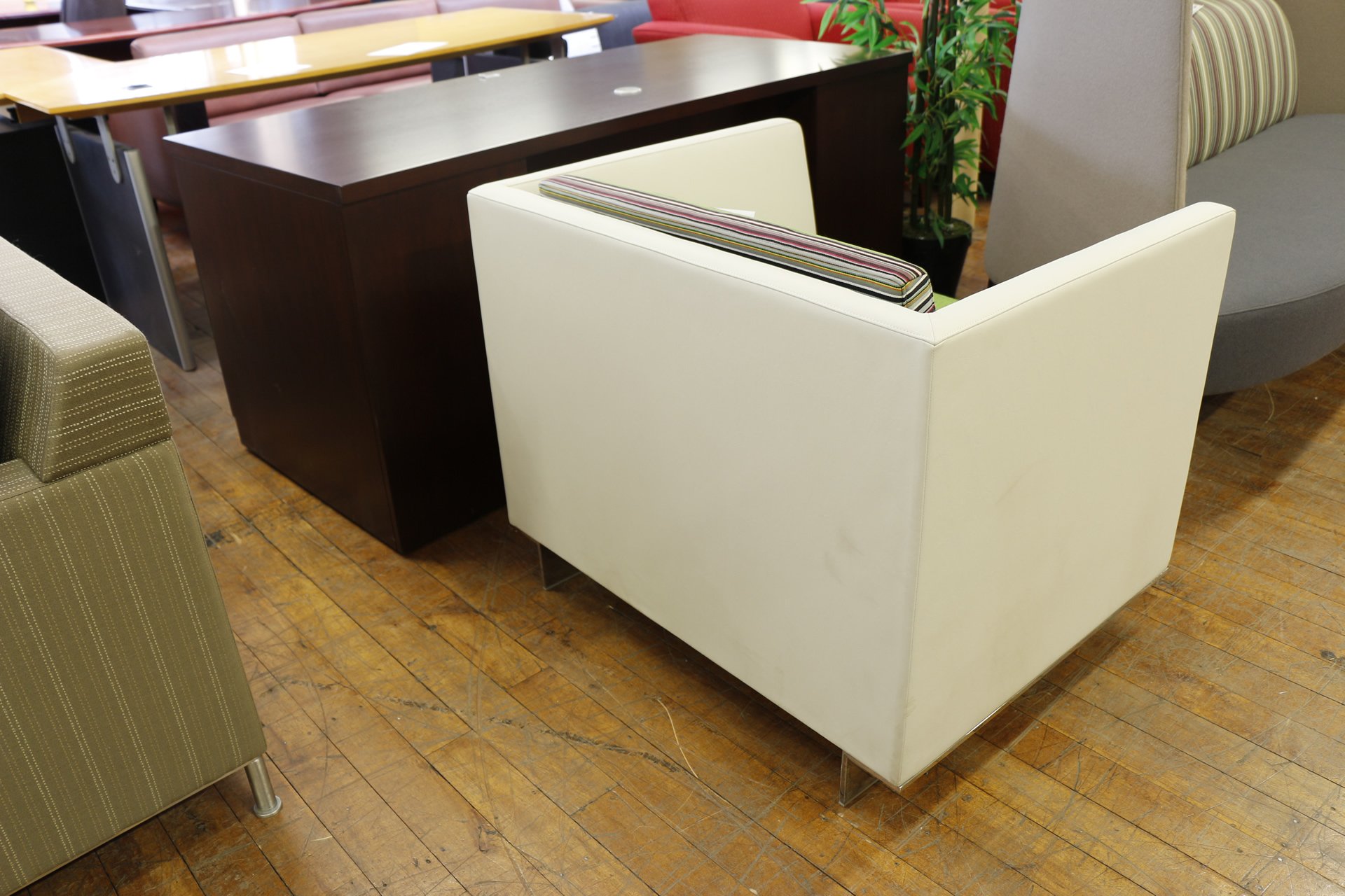 peartreeofficefurniture_peartreeofficefurniture_mg_5214.jpg