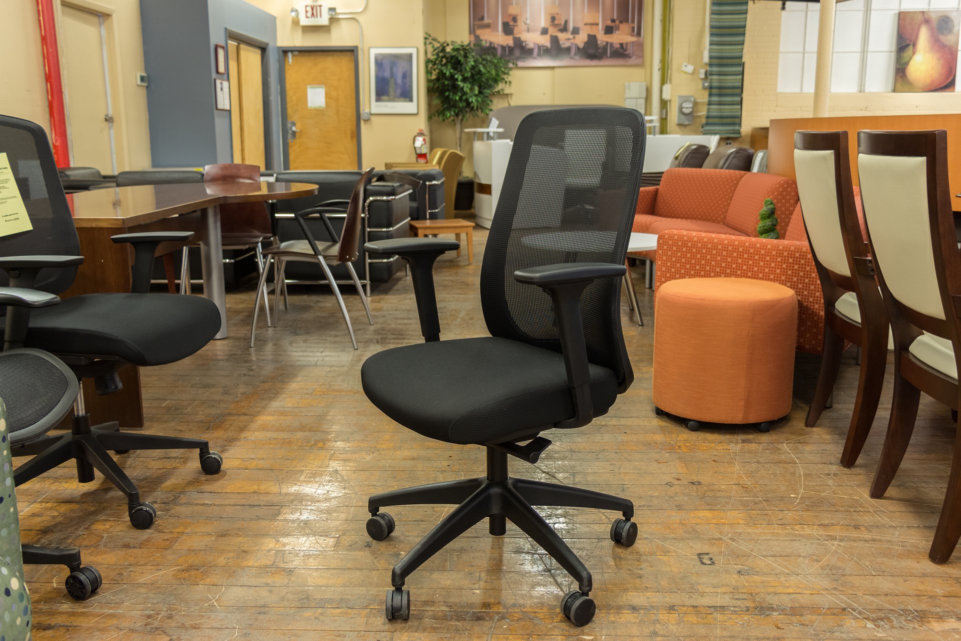 peartreeofficefurniture_peartreeofficefurniture_peartreeofficefurniture_ais-bolton-mesh-back-task-chairs-1.jpg