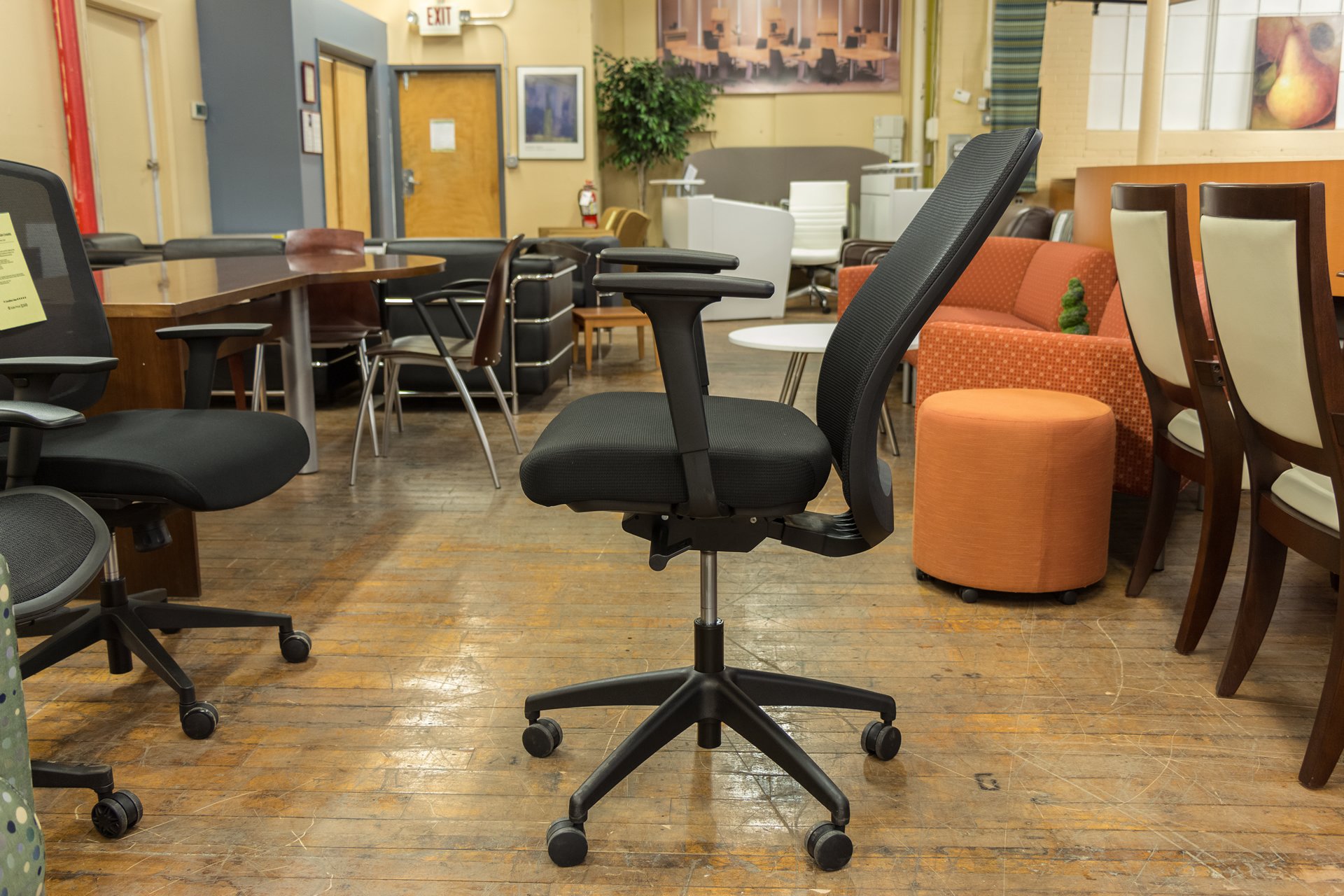 peartreeofficefurniture_peartreeofficefurniture_peartreeofficefurniture_ais-bolton-mesh-back-task-chairs-5.jpg