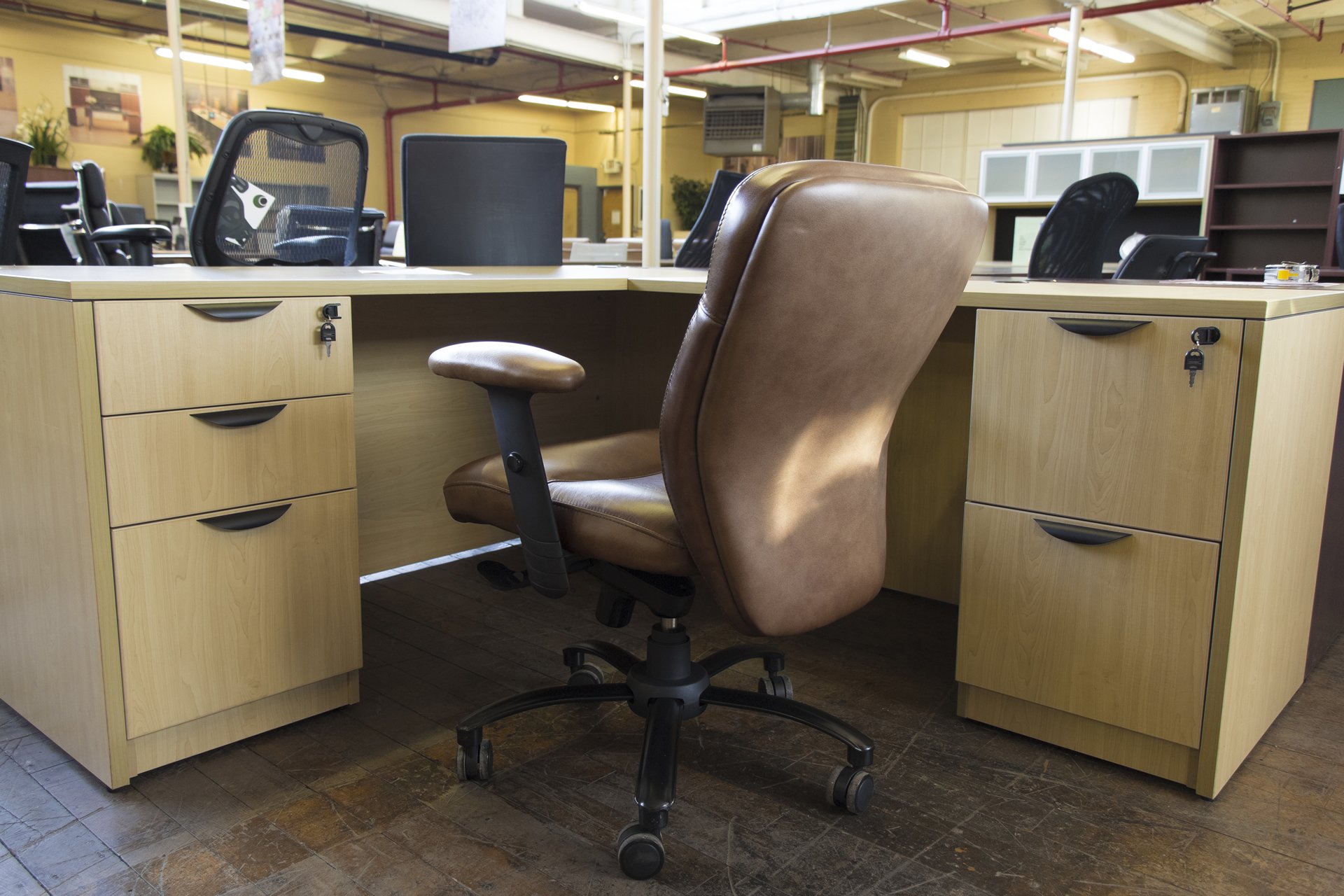 peartreeofficefurniture_peartreeofficefurniture_peartreeofficefurniture_bradington-young-executive-swivel-tilt-chairs-1.jpg