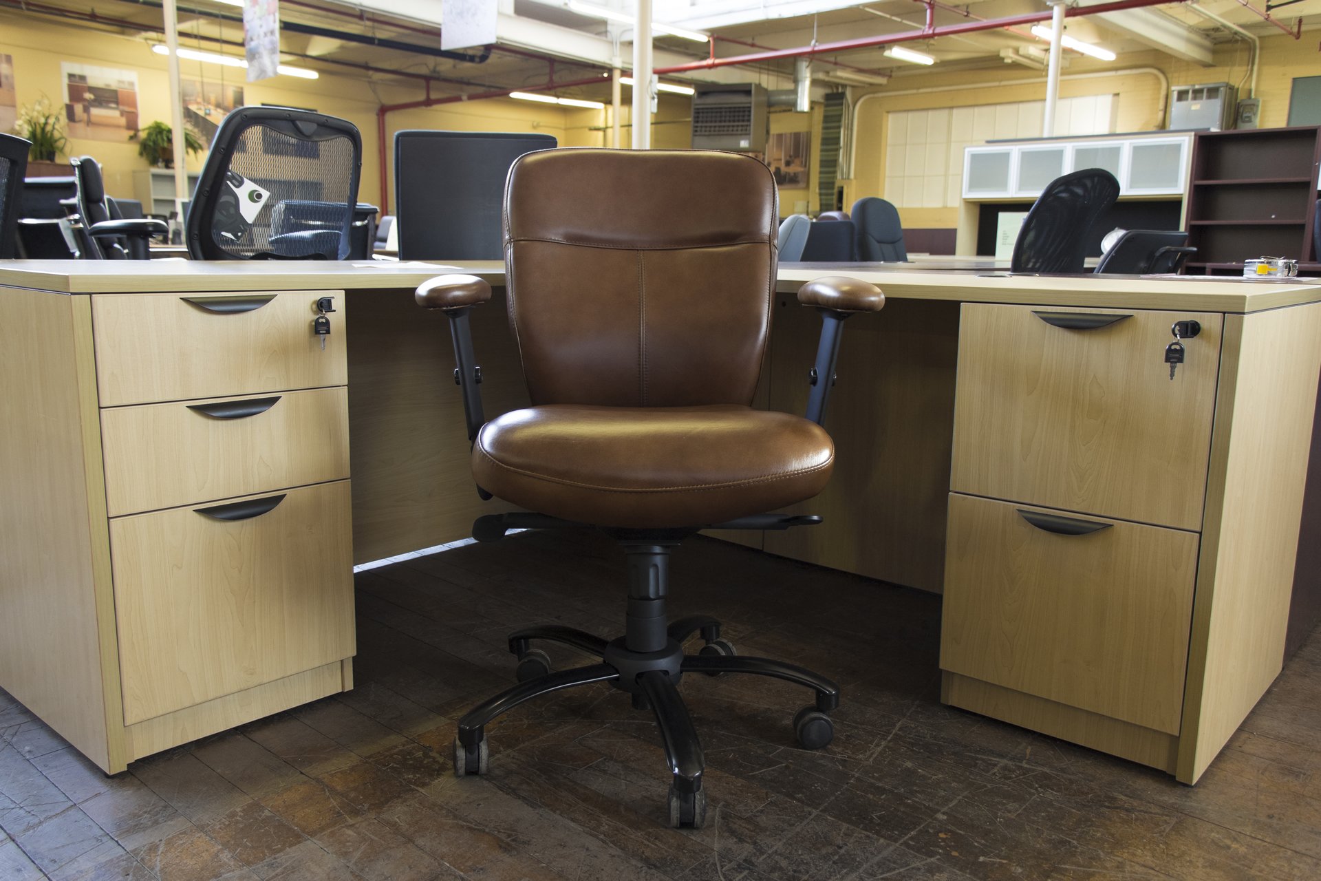 peartreeofficefurniture_peartreeofficefurniture_peartreeofficefurniture_bradington-young-executive-swivel-tilt-chairs-10.jpg