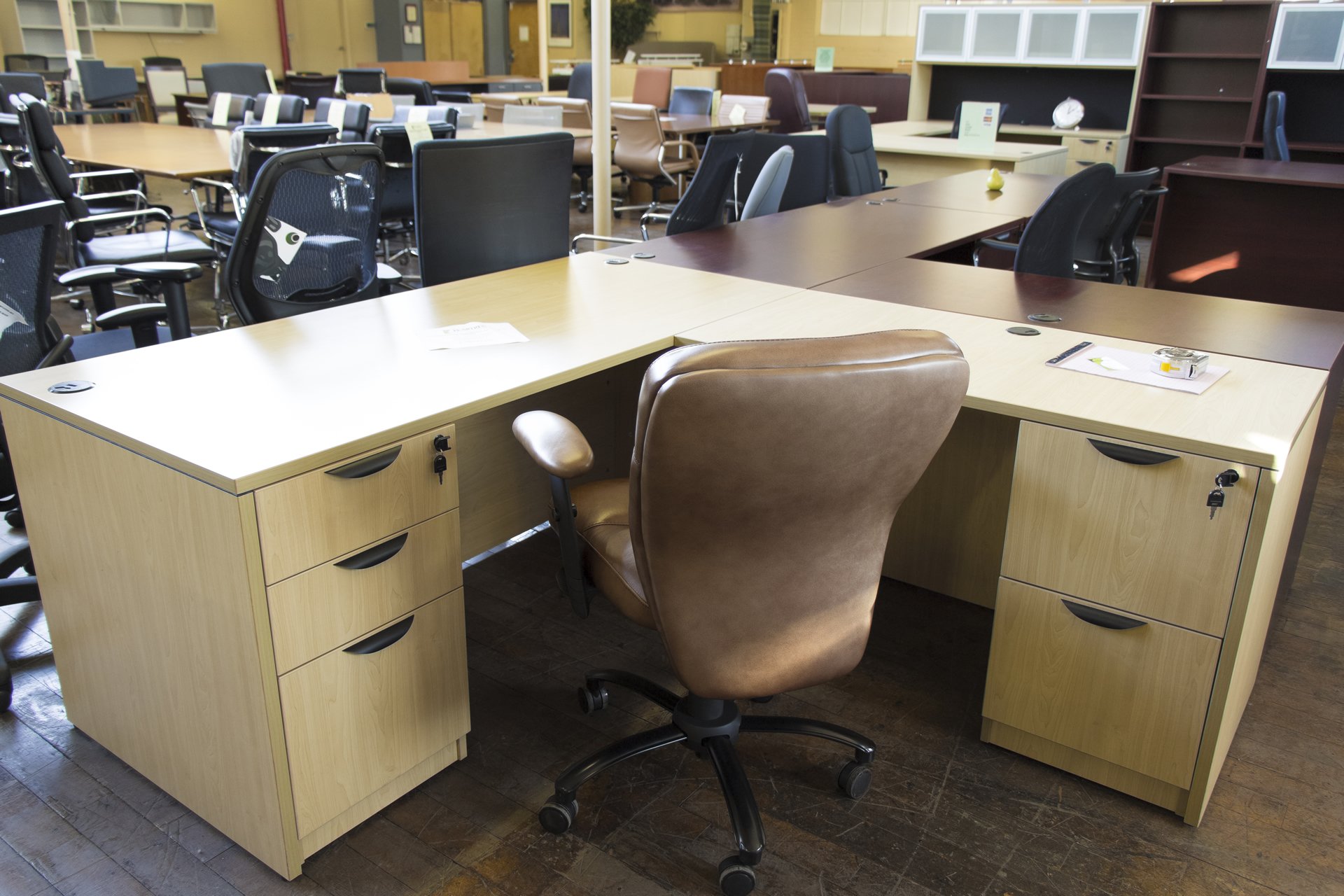 peartreeofficefurniture_peartreeofficefurniture_peartreeofficefurniture_bradington-young-executive-swivel-tilt-chairs.jpg