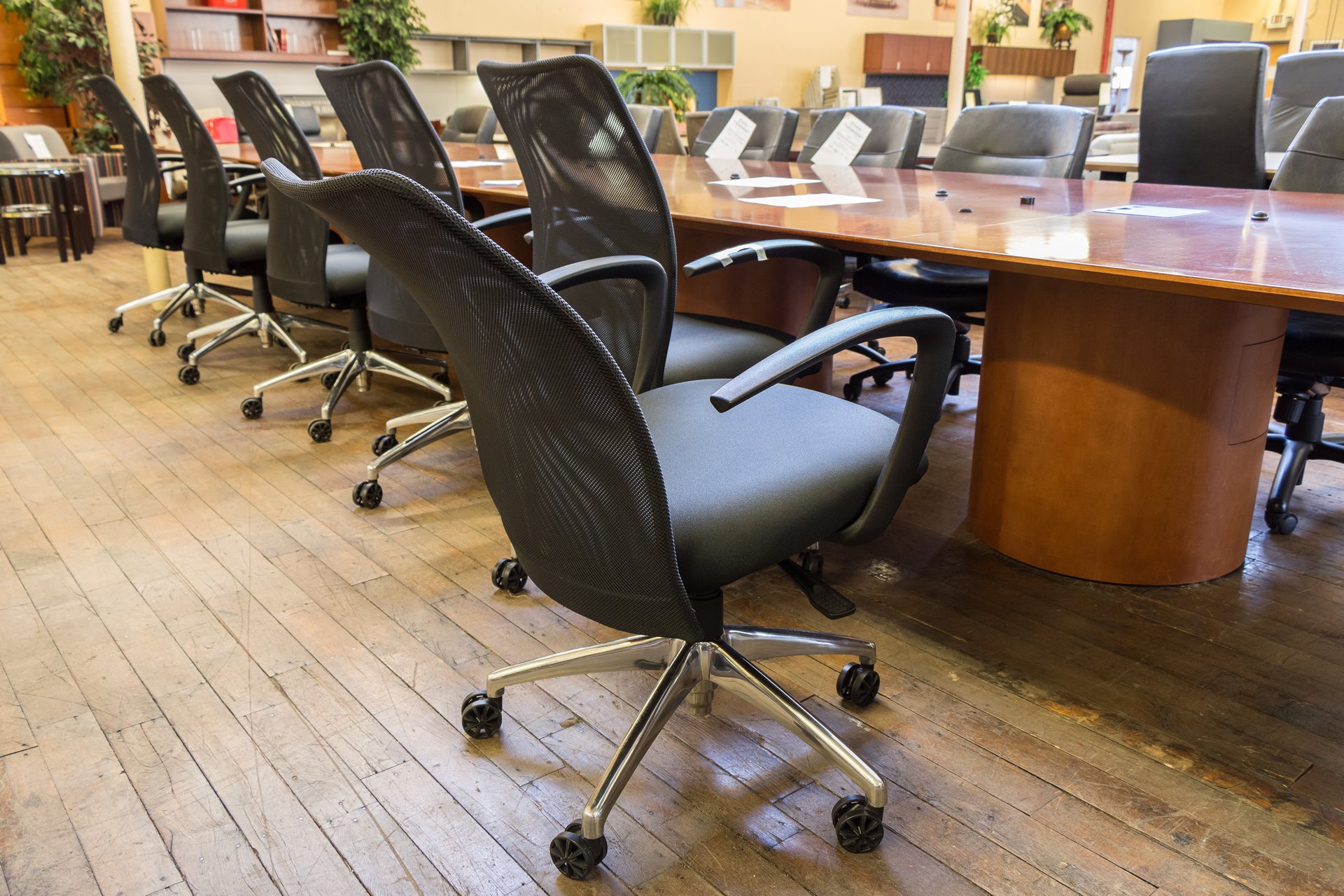 peartreeofficefurniture_peartreeofficefurniture_peartreeofficefurniture_compel-argos-conference-chairs-3.jpg