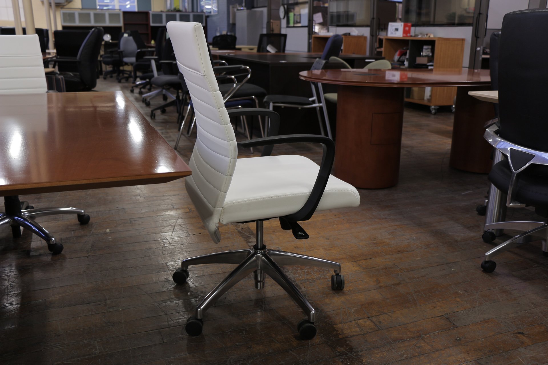 peartreeofficefurniture_peartreeofficefurniture_peartreeofficefurniture_compel-maxim-chairs-2.jpg