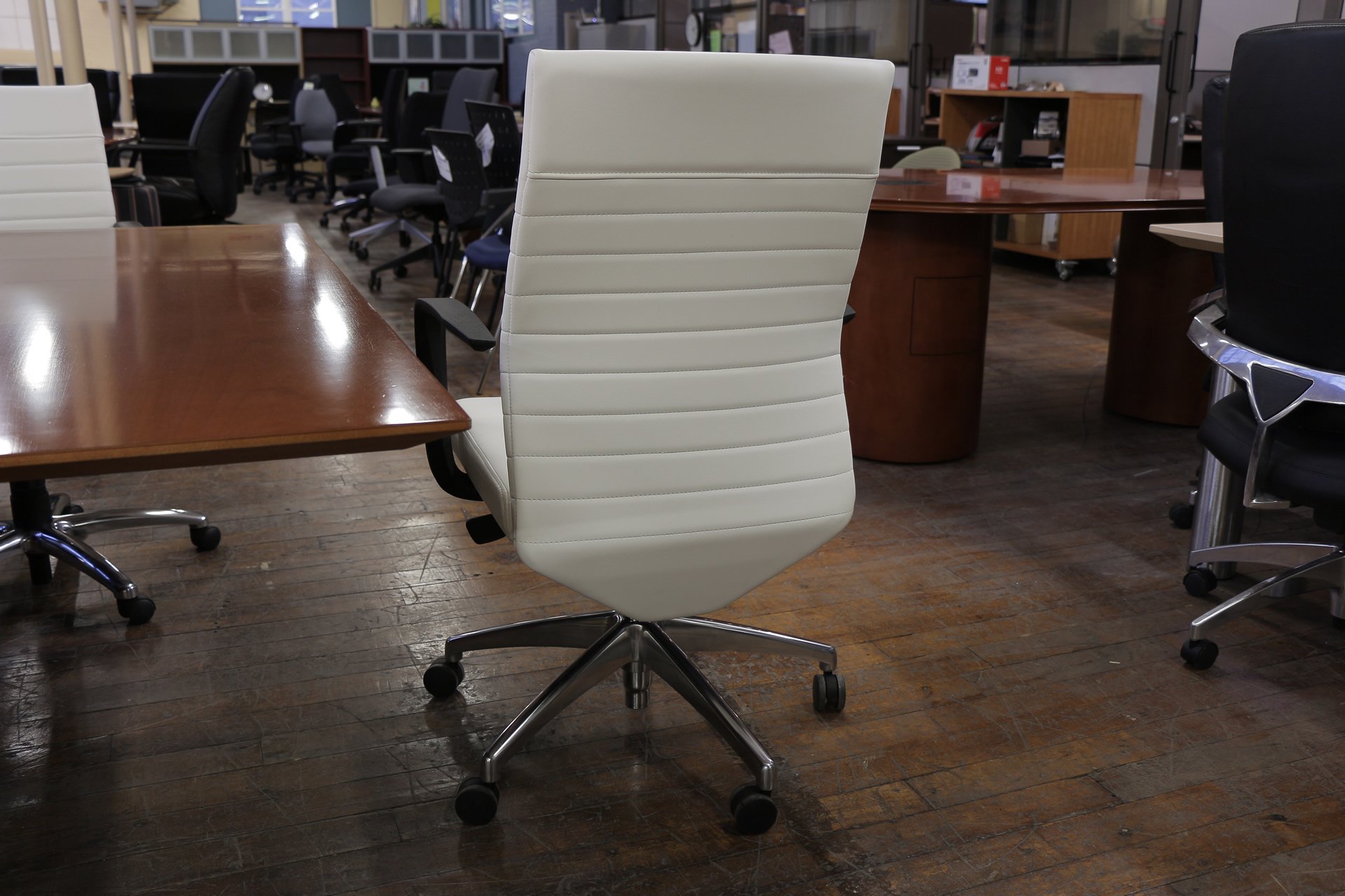 peartreeofficefurniture_peartreeofficefurniture_peartreeofficefurniture_compel-maxim-chairs-3.jpg