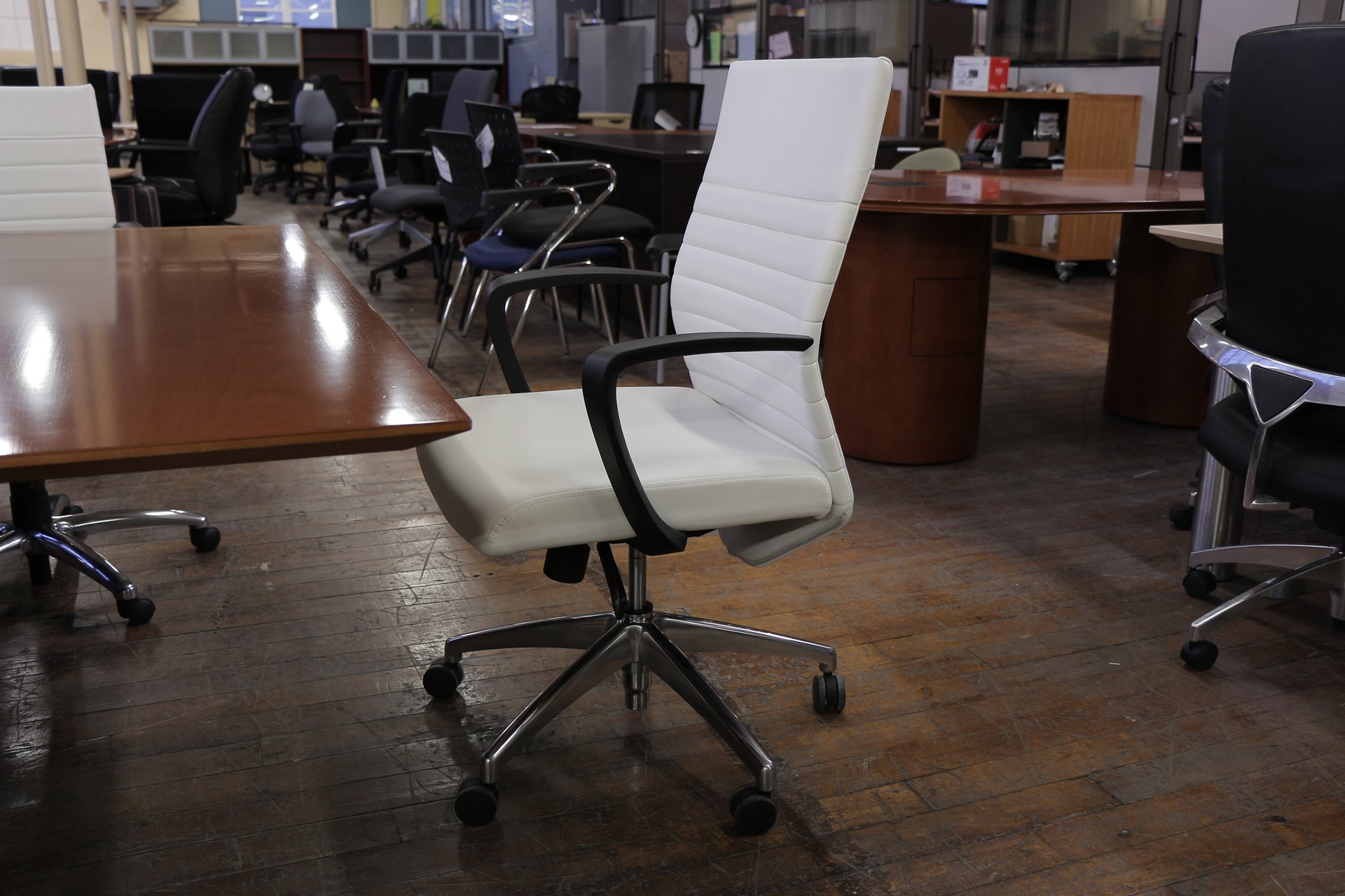 peartreeofficefurniture_peartreeofficefurniture_peartreeofficefurniture_compel-maxim-chairs.jpg