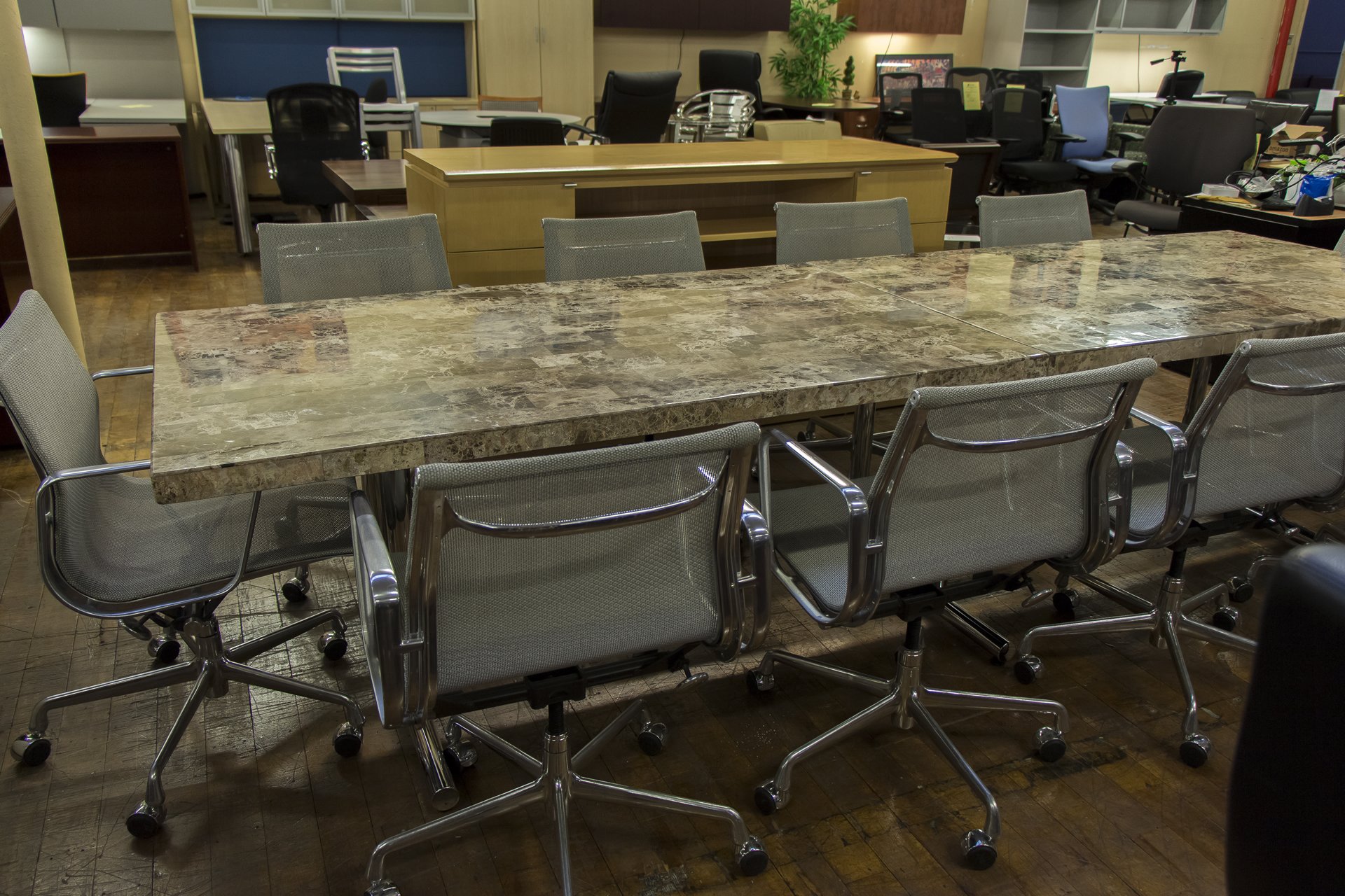 peartreeofficefurniture_peartreeofficefurniture_peartreeofficefurniture_custom-12-faux-mica-top-conference-tables-7.jpg