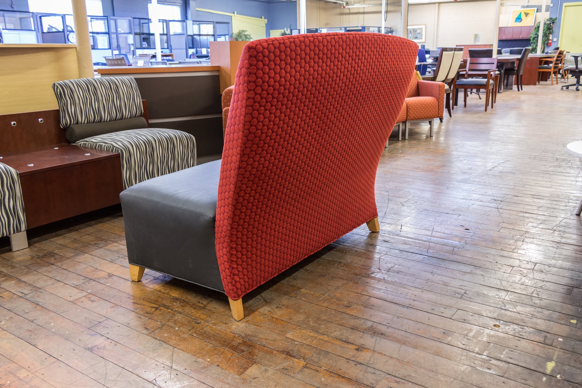 peartreeofficefurniture_peartreeofficefurniture_peartreeofficefurniture_david-edward-fly-lounge-sofas-4.jpg