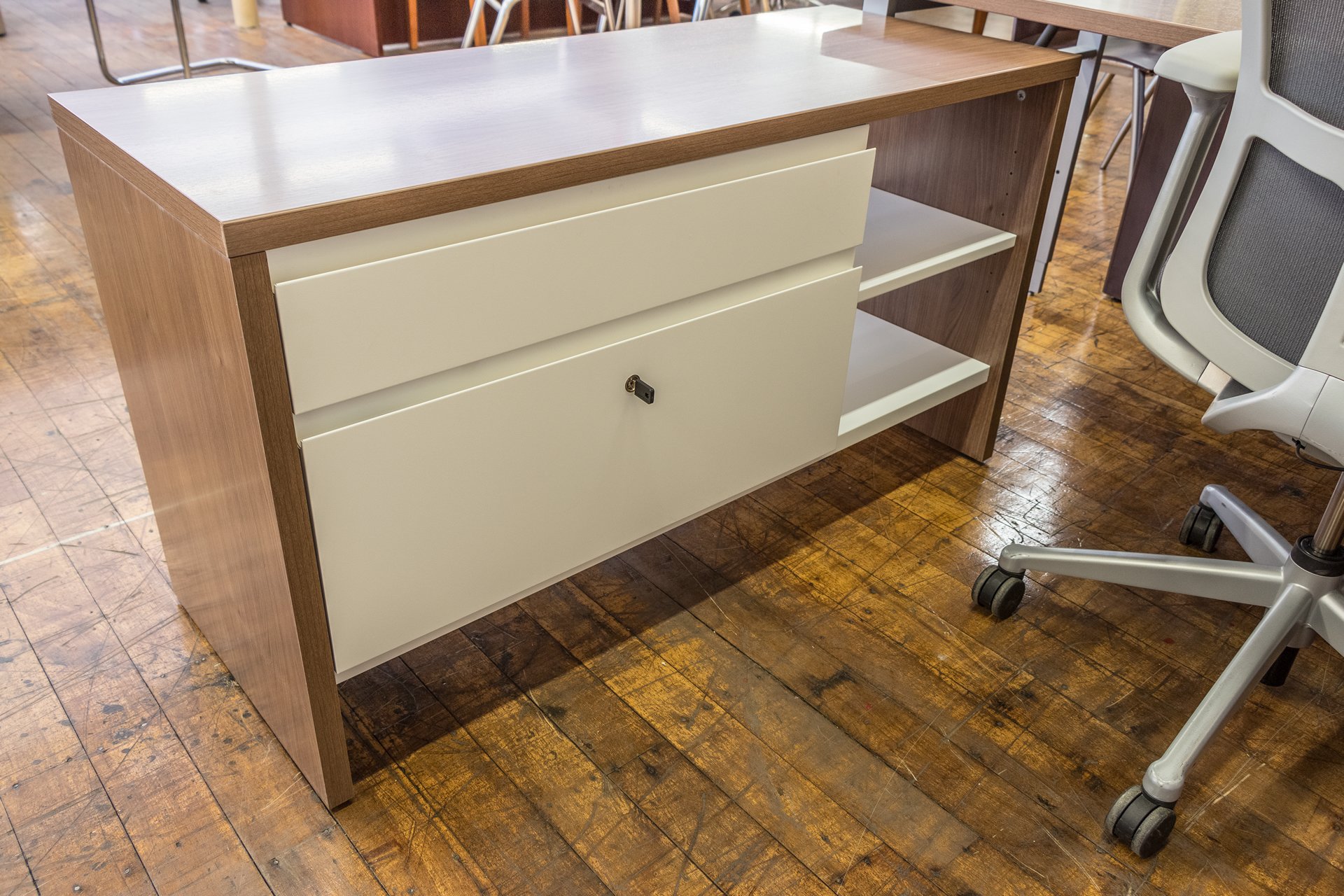 peartreeofficefurniture_peartreeofficefurniture_peartreeofficefurniture_haworth-masters-desk-suite-4.jpg