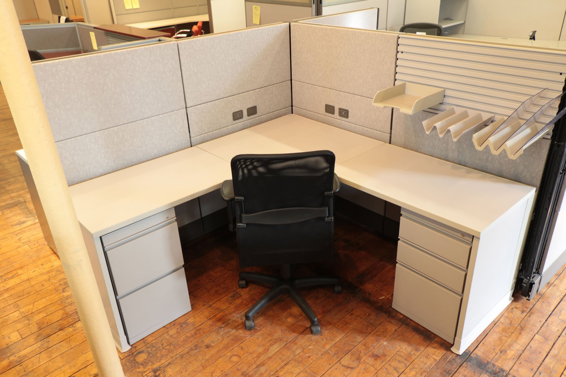 peartreeofficefurniture_peartreeofficefurniture_peartreeofficefurniture_herman-miller-ethospace-6-x-6-cubicles7.jpg