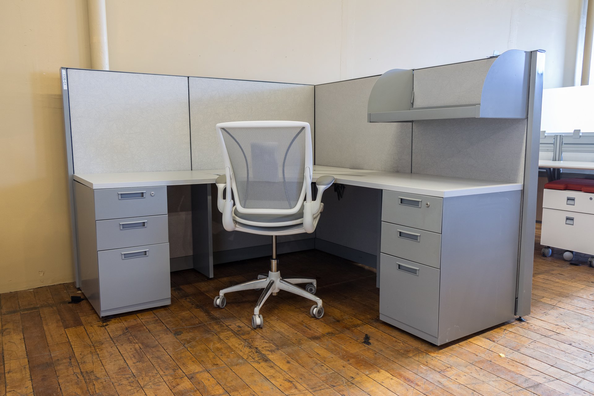 peartreeofficefurniture_peartreeofficefurniture_peartreeofficefurniture_steelcase-answer-cubicles-3.jpg