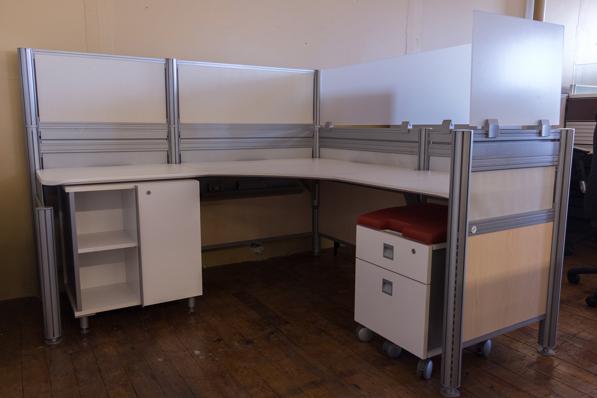 peartreeofficefurniture_peartreeofficefurniture_peartreeofficefurniture_tayco-up-6-x-6-cubicles-1.jpg