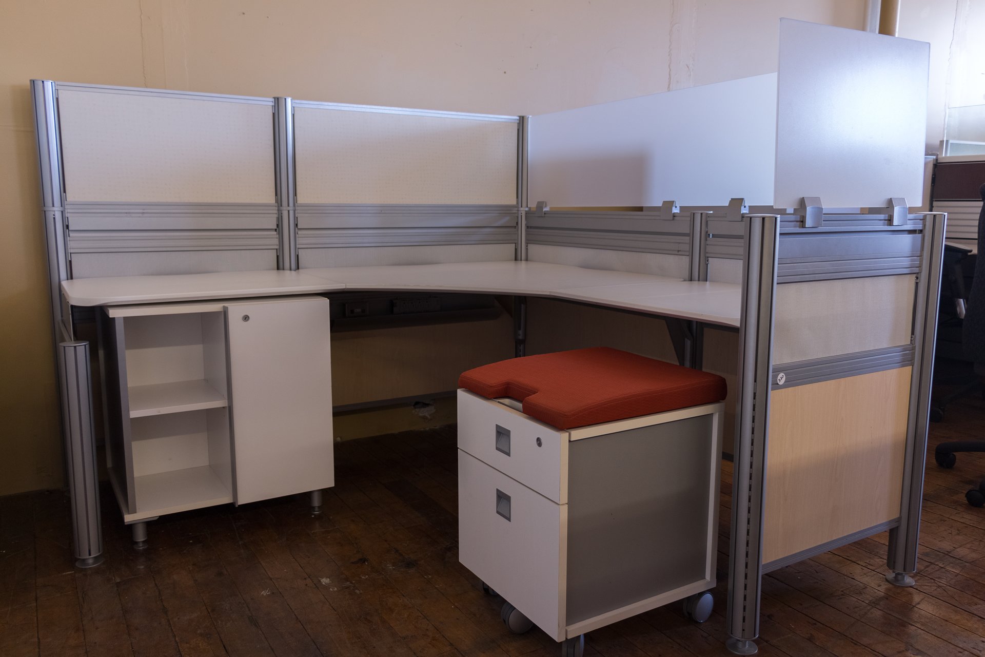 peartreeofficefurniture_peartreeofficefurniture_peartreeofficefurniture_tayco-up-6-x-6-cubicles-2.jpg