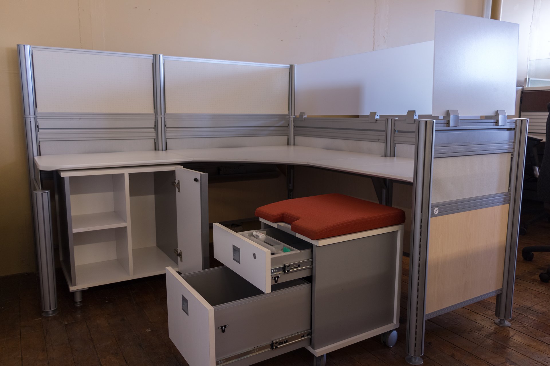 peartreeofficefurniture_peartreeofficefurniture_peartreeofficefurniture_tayco-up-6-x-6-cubicles-3.jpg