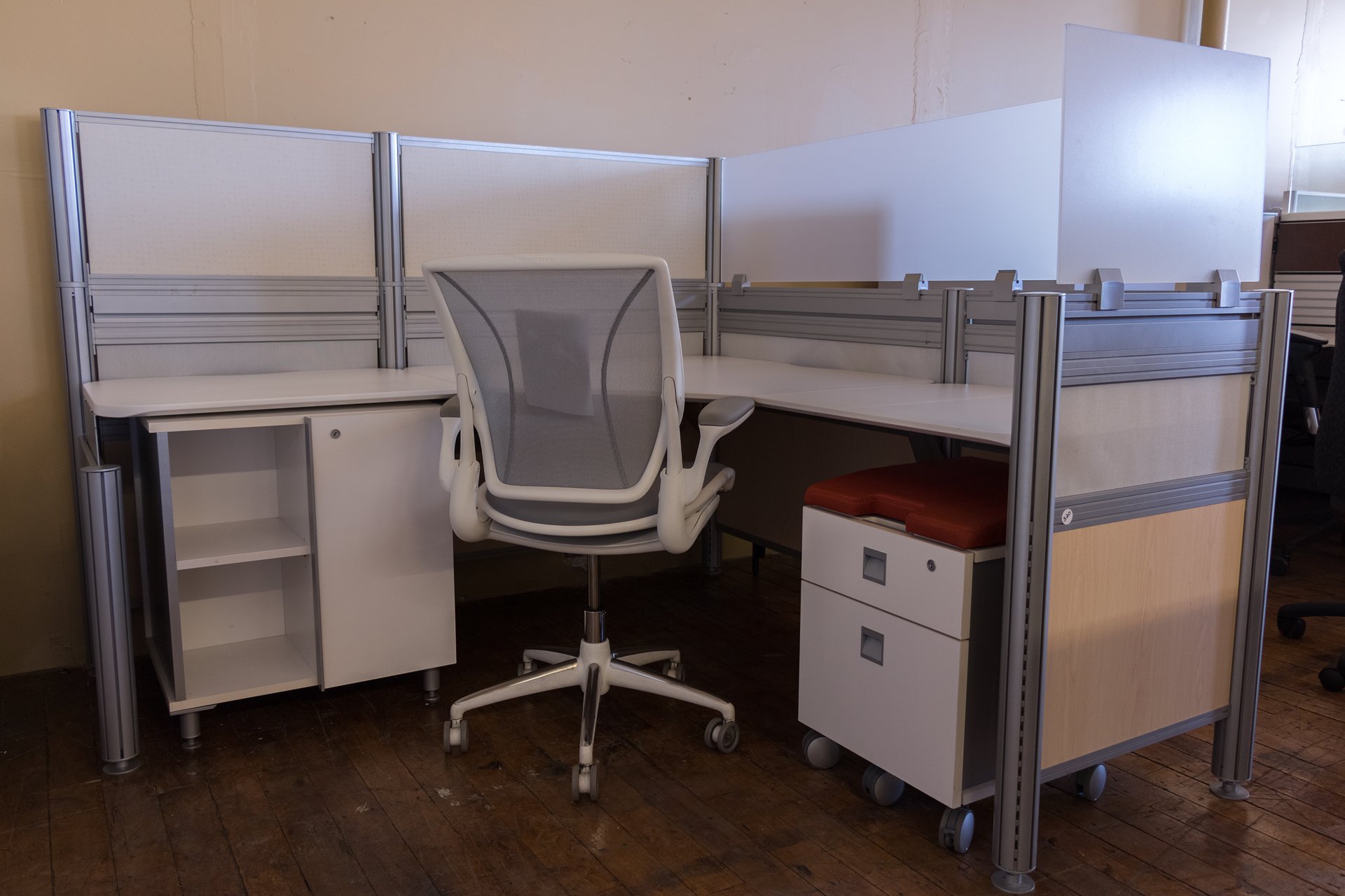 peartreeofficefurniture_peartreeofficefurniture_peartreeofficefurniture_tayco-up-6-x-6-cubicles.jpg