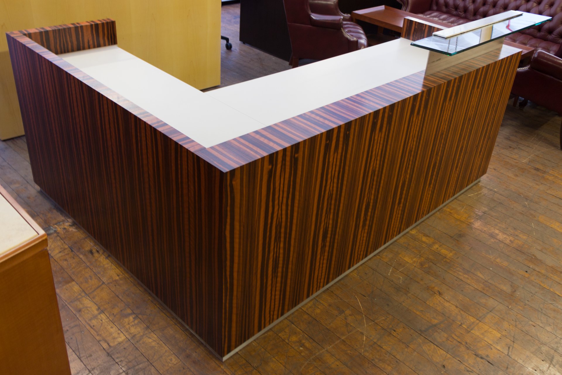 peartreeofficefurniture_peartreeofficefurniture_recep1.jpg