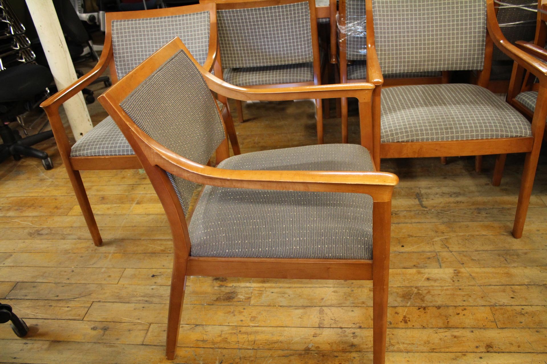 peartreeofficefurniture_peartreeofficefurniture_sc251.jpg
