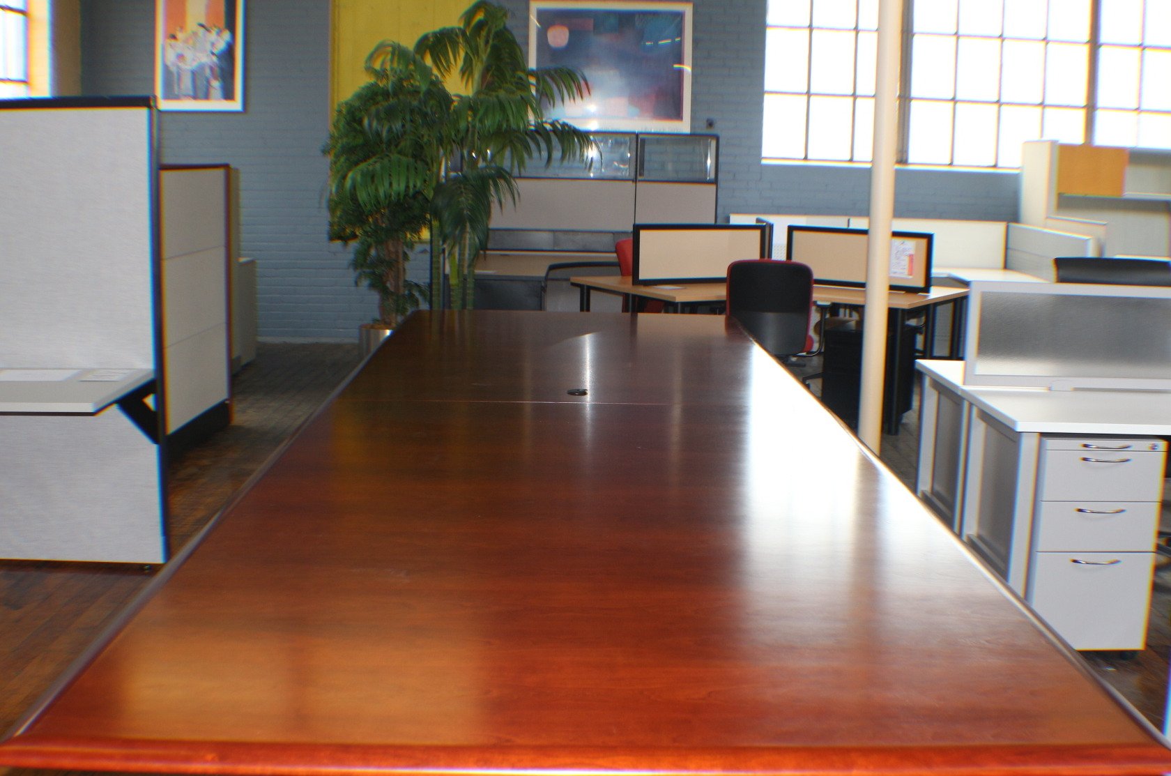 peartreeofficefurniture_peartreeofficefurniture_vecta-table-11-e1411499270547.jpg