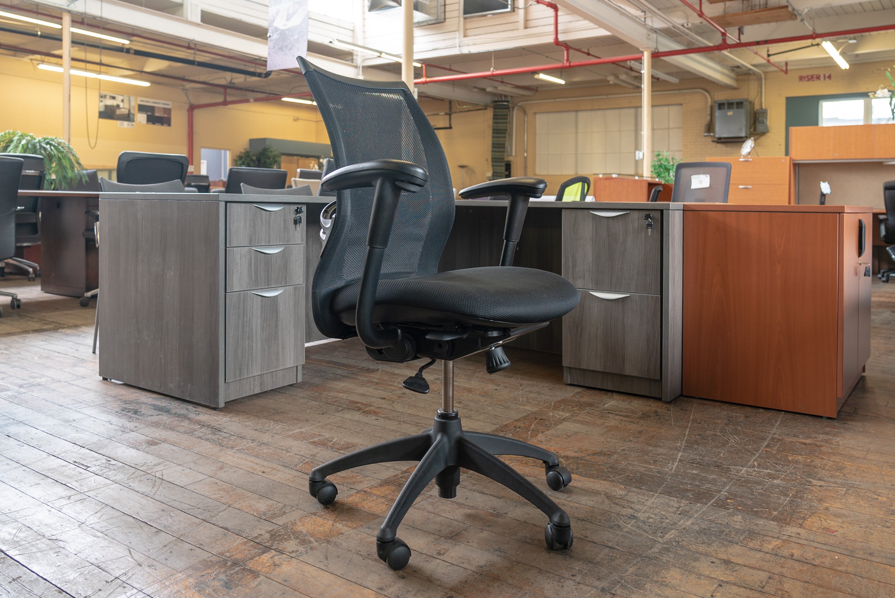 haworth-improv-se-mesh-back-task-chairs
