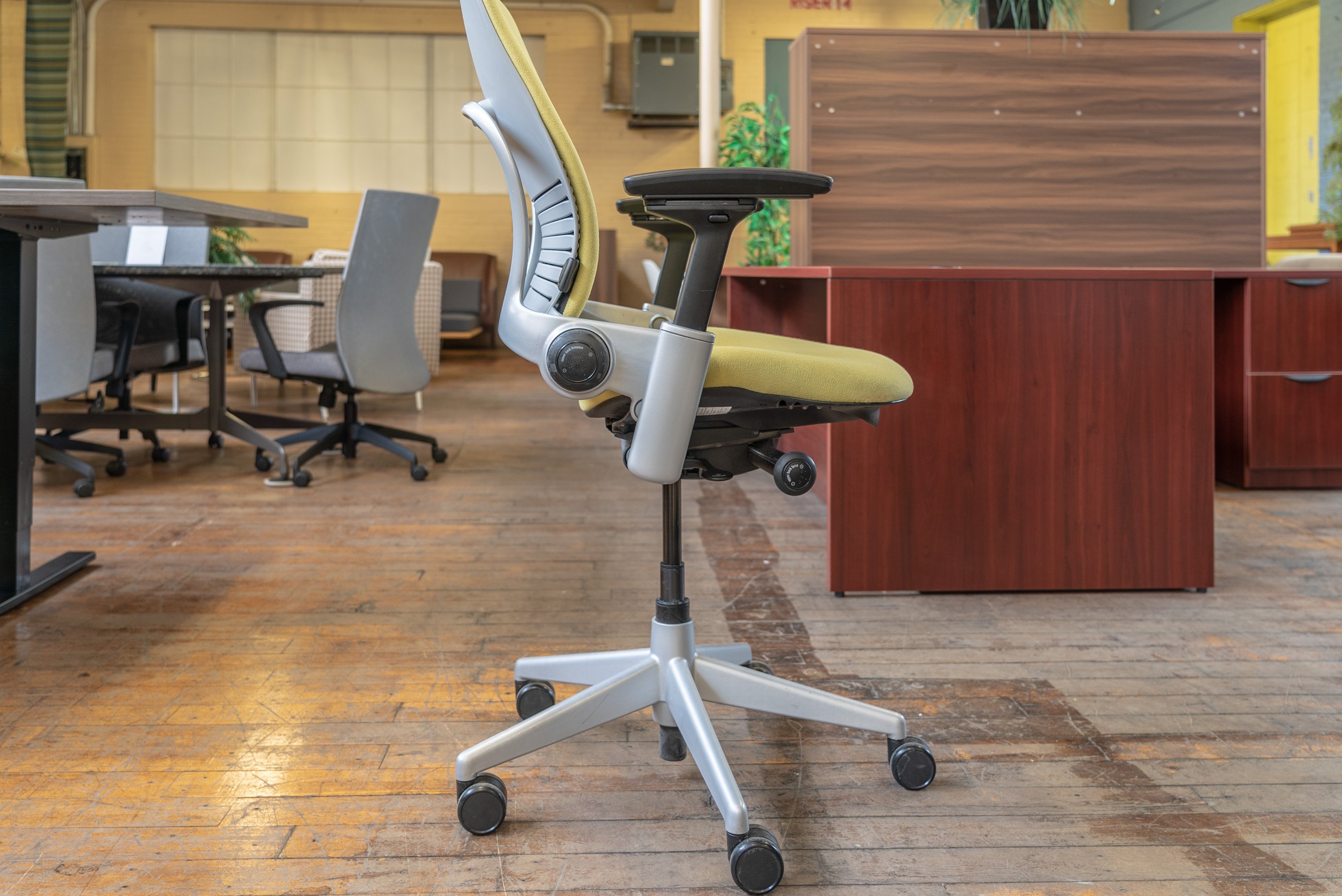 steelcase-leap-v2-task-chairs