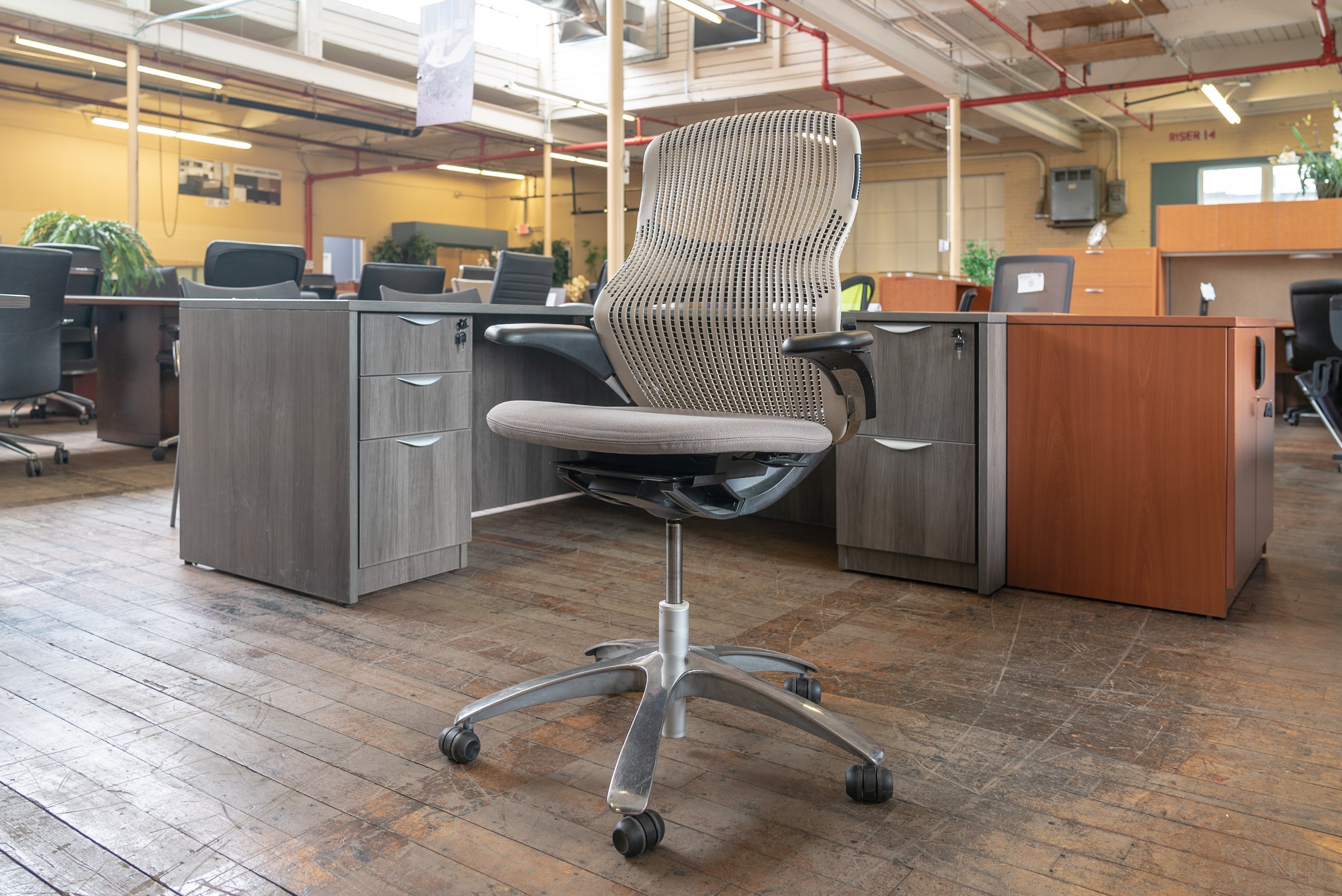 knoll-generation-task-chairs